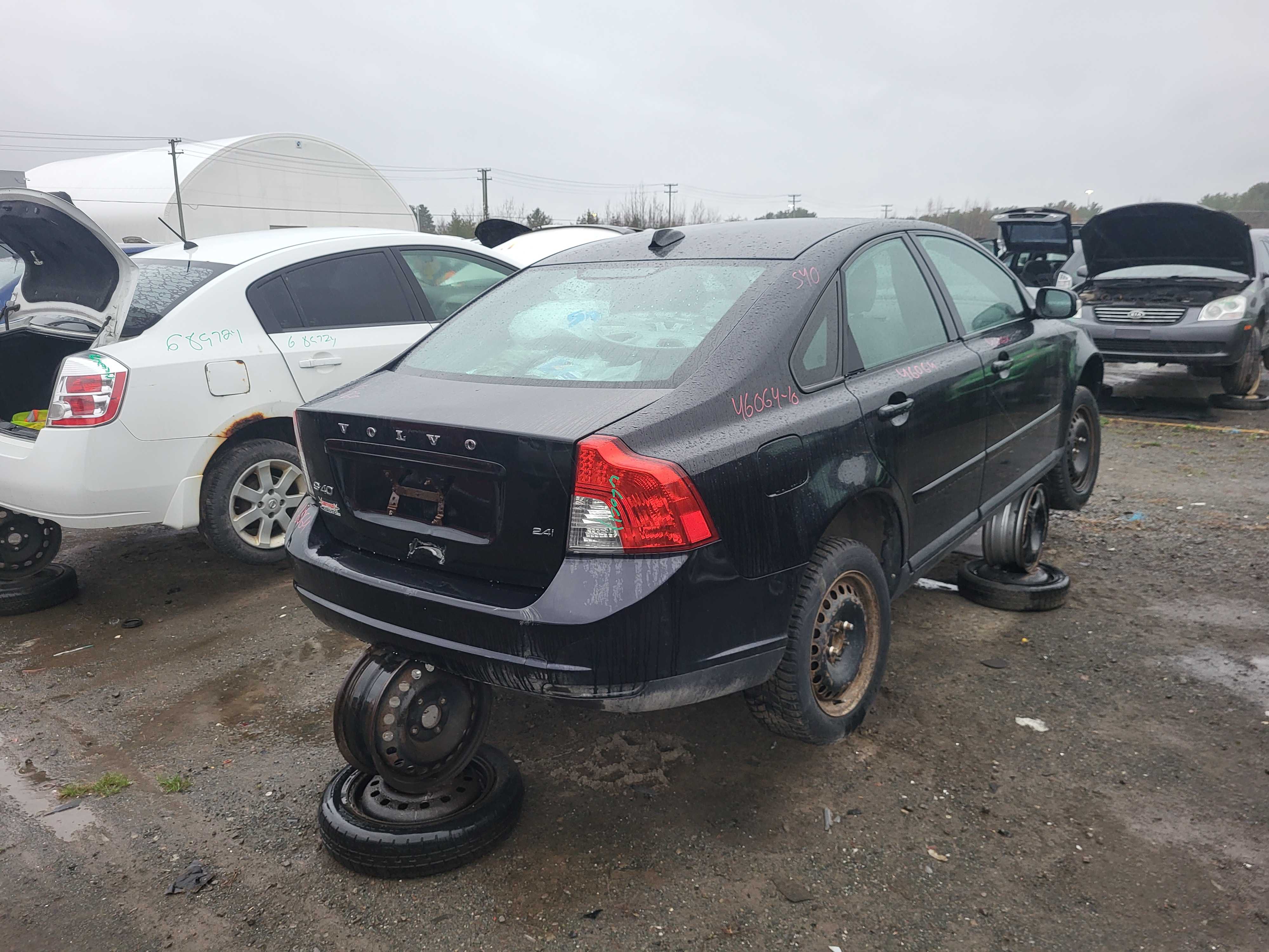 VOLVO S40 2010