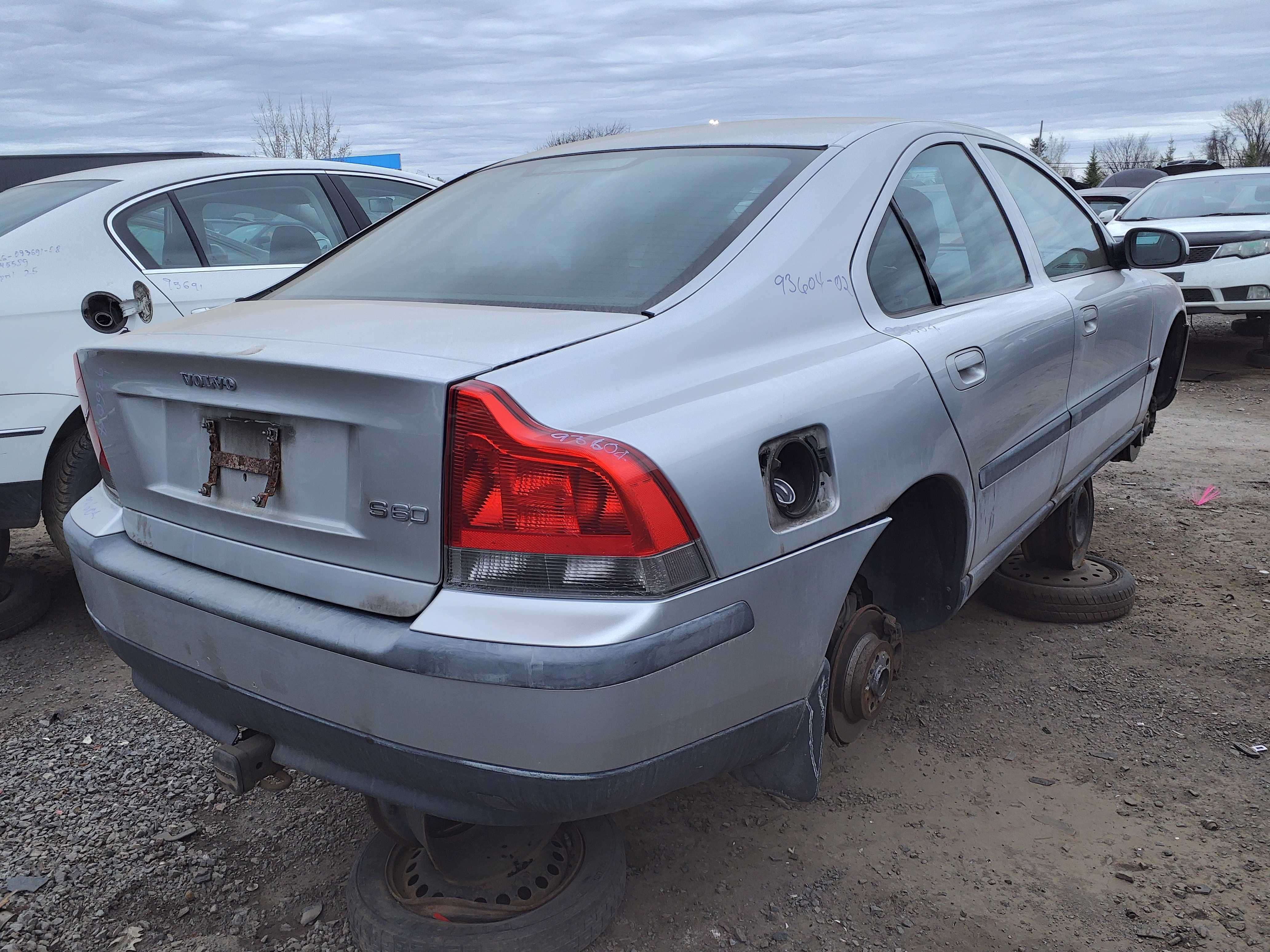 VOLVO S60 2002