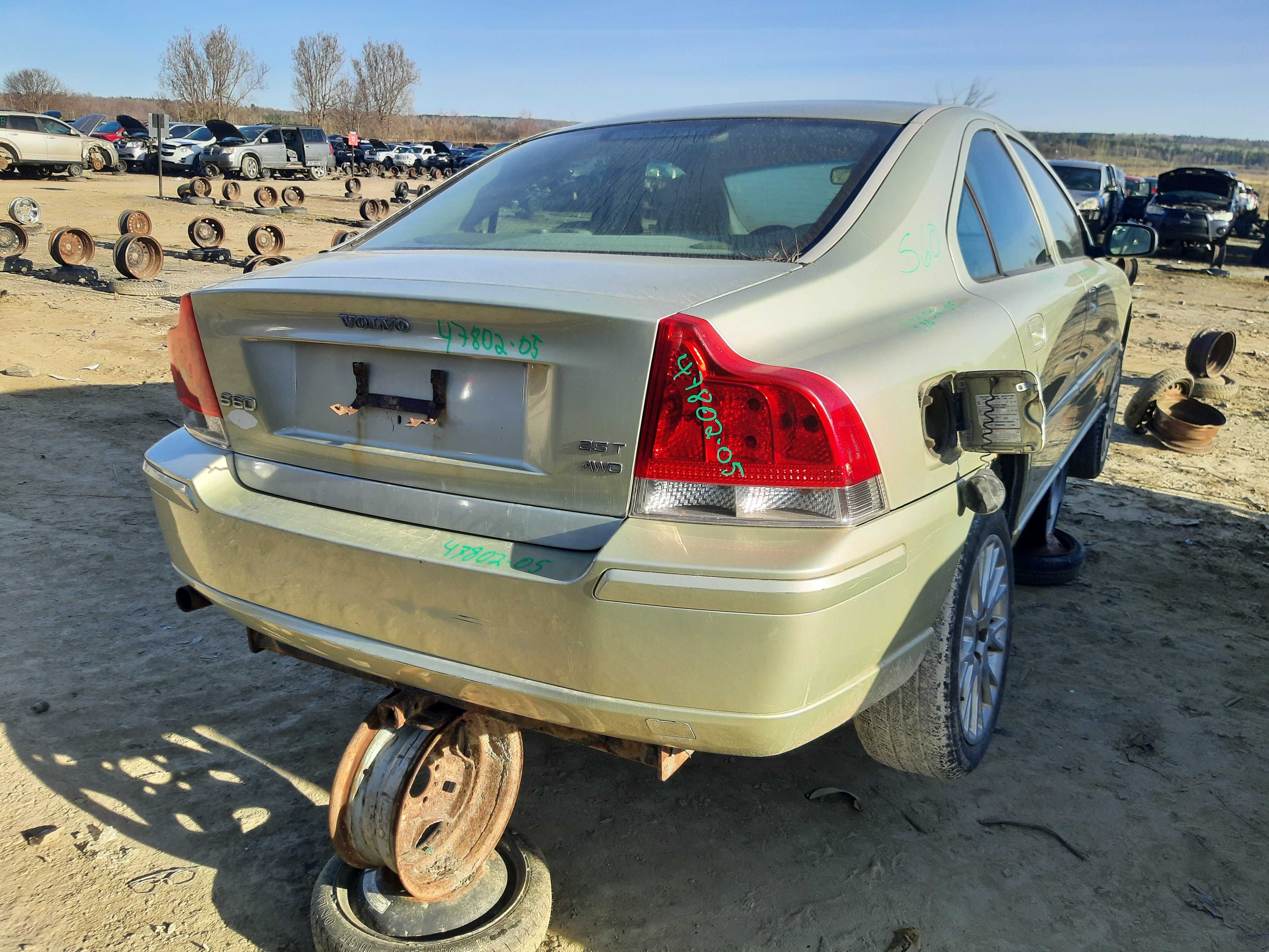 VOLVO S60 2005