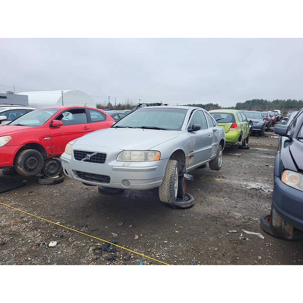 VOLVO S60 2005