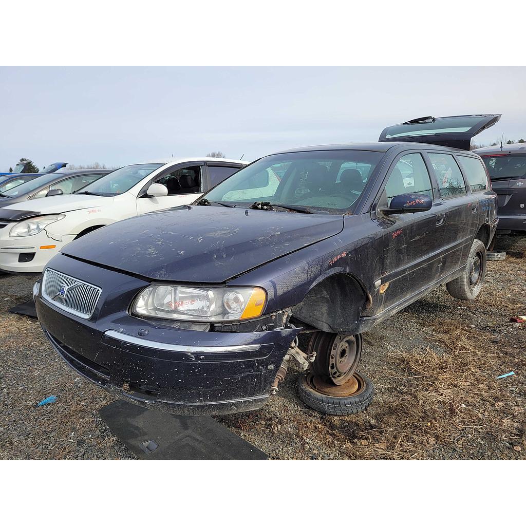 VOLVO V70 2005