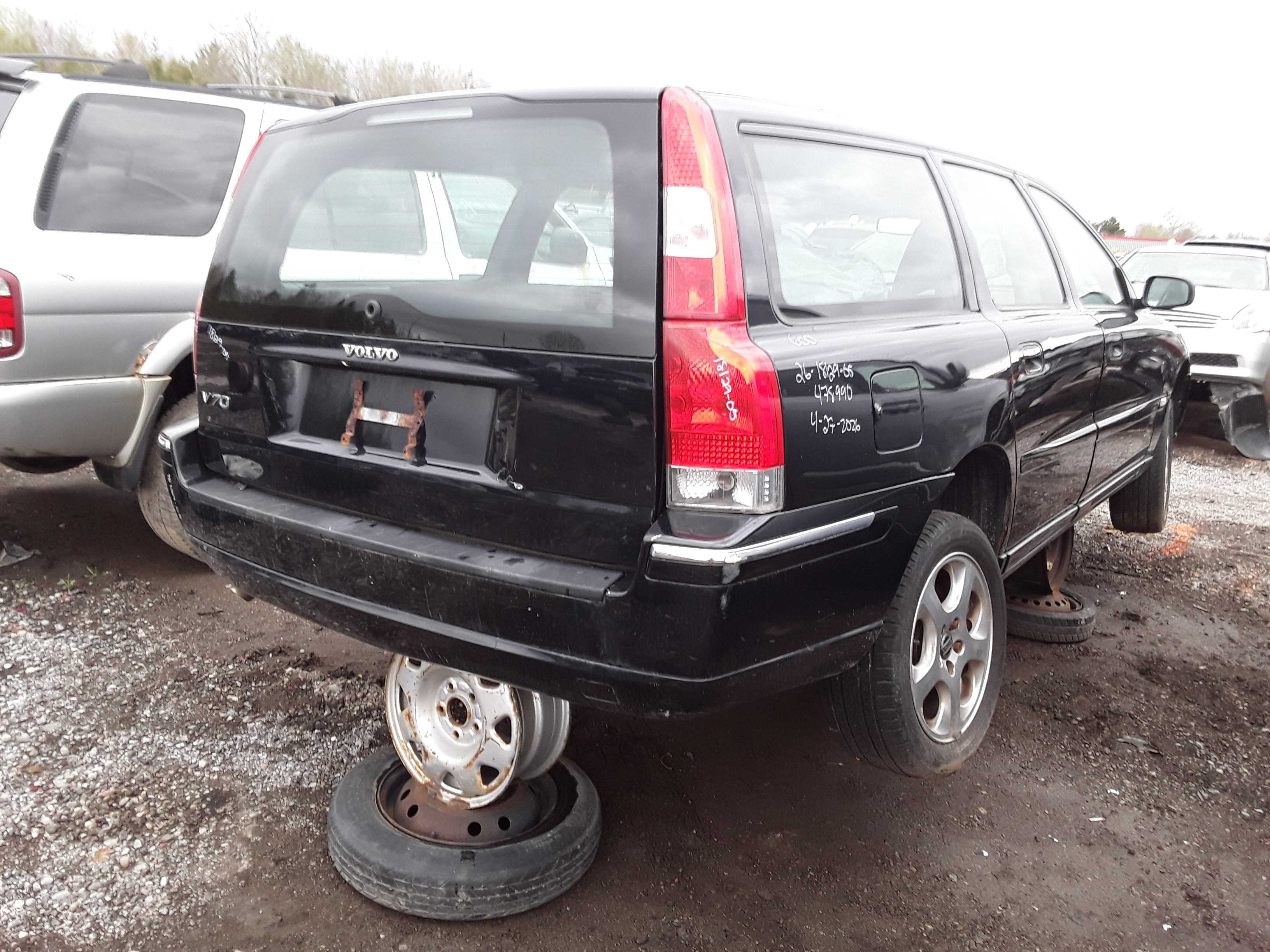 VOLVO V70 2005
