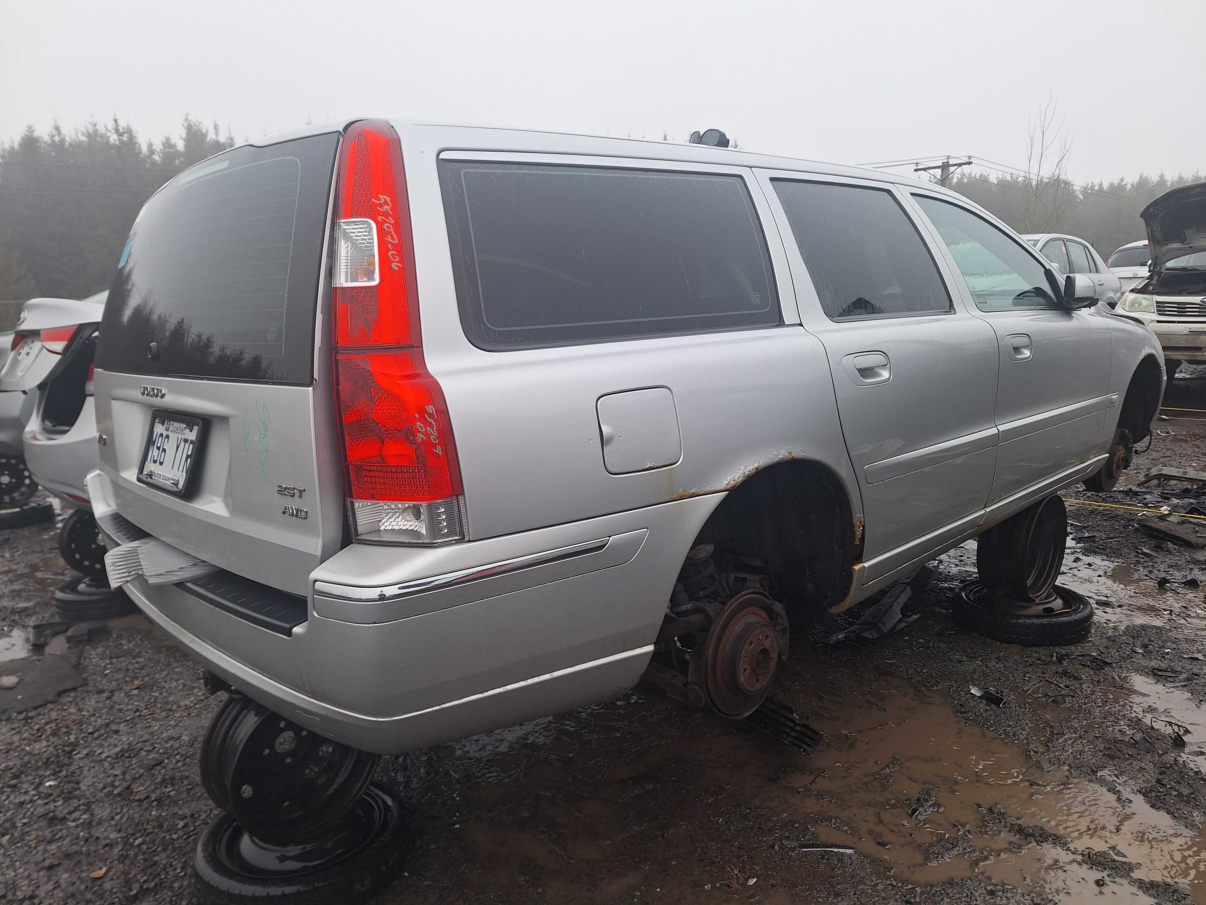 VOLVO V70 2006