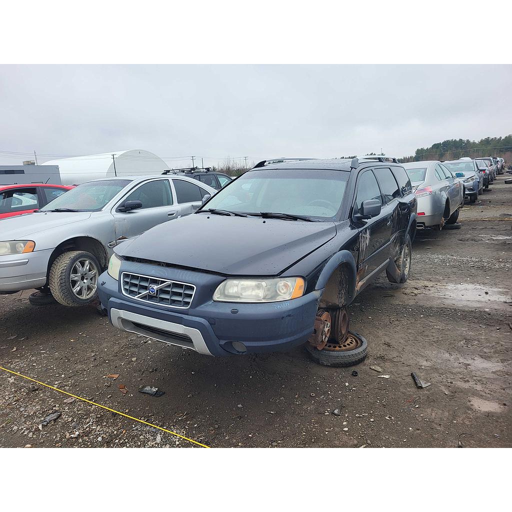 VOLVO XC70 2005