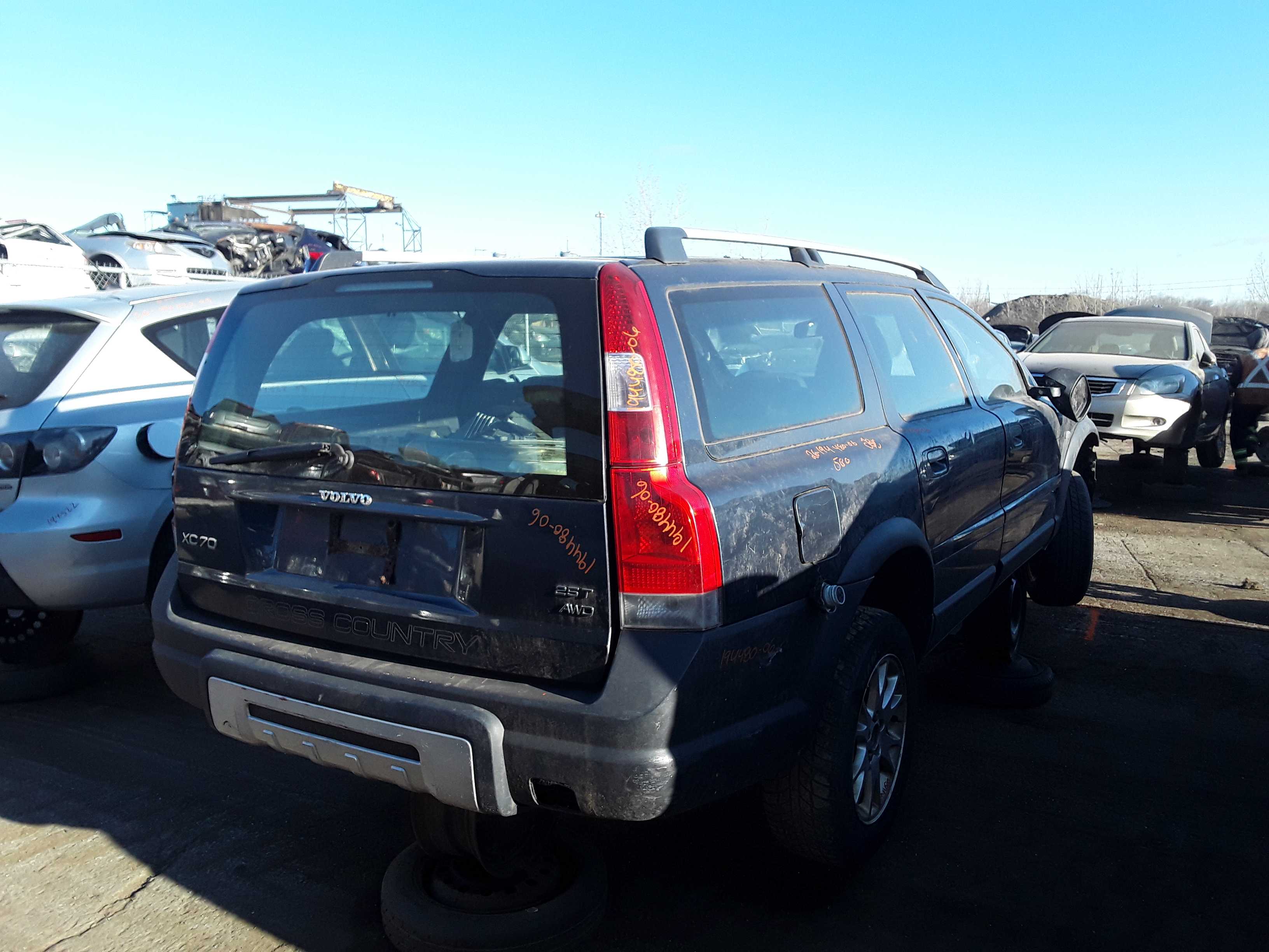 VOLVO XC70 2006