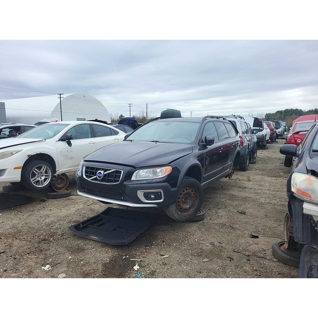 VOLVO XC70 2011