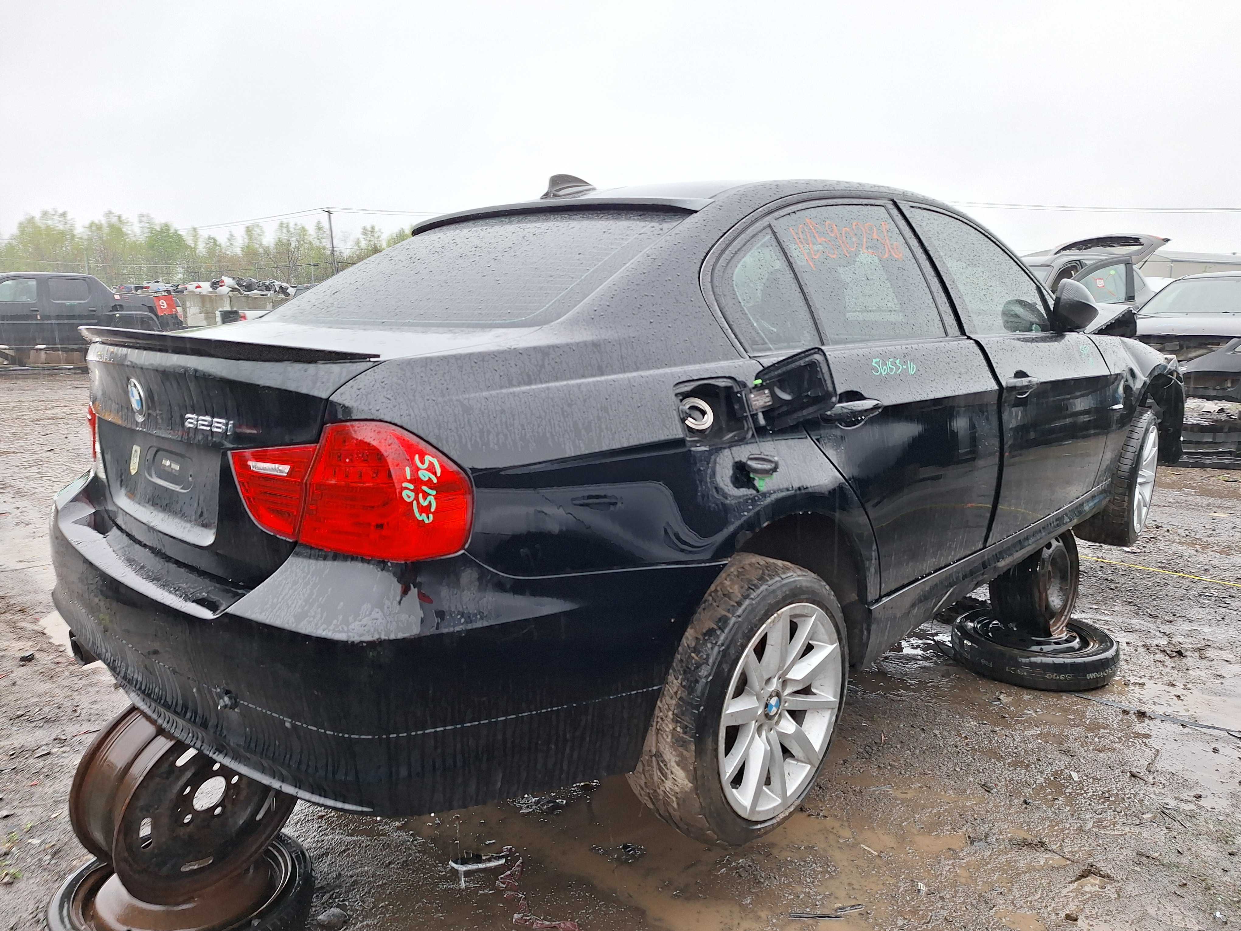 BMW 328 2010