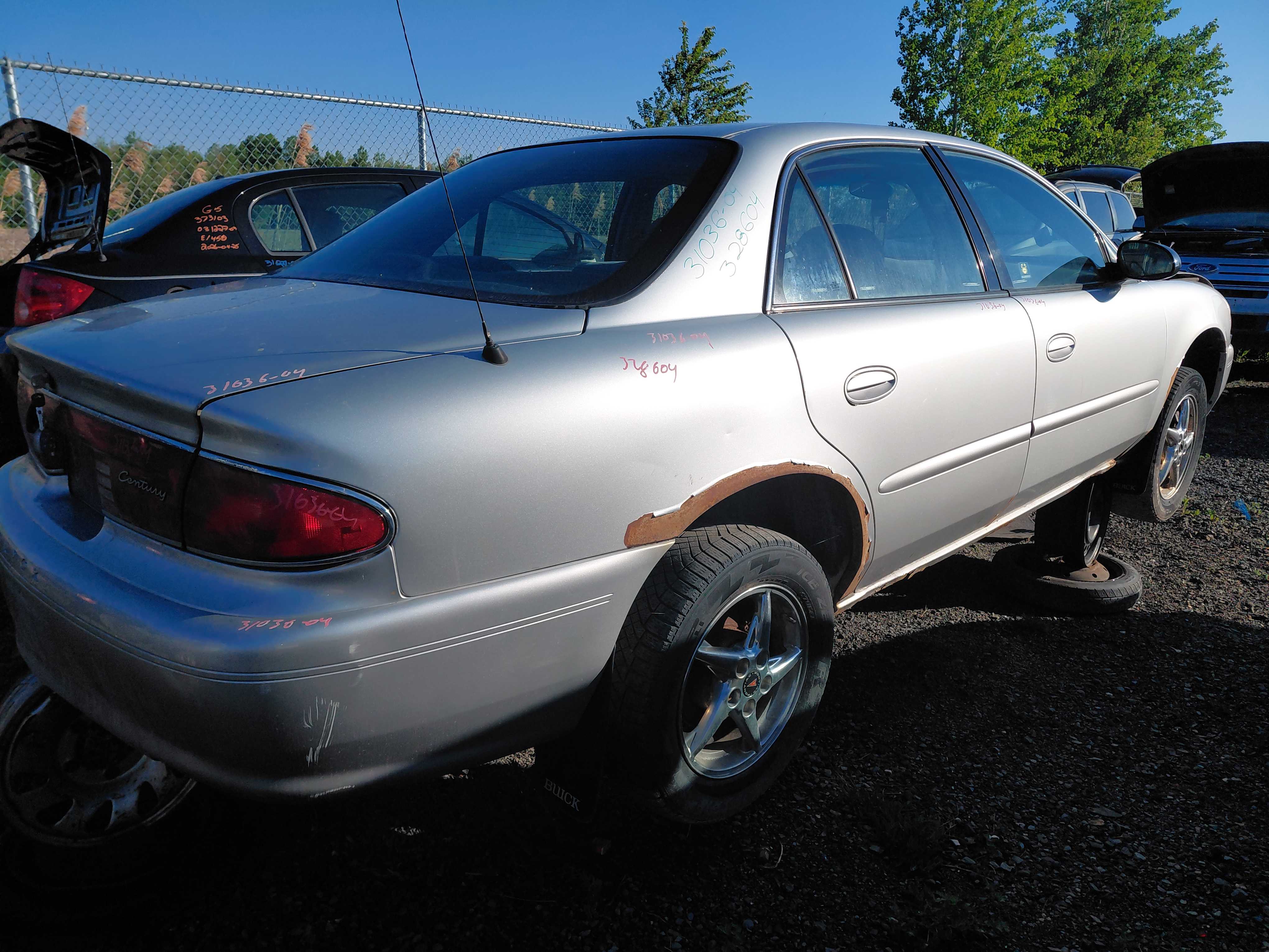 BUICK CENTURY 2004