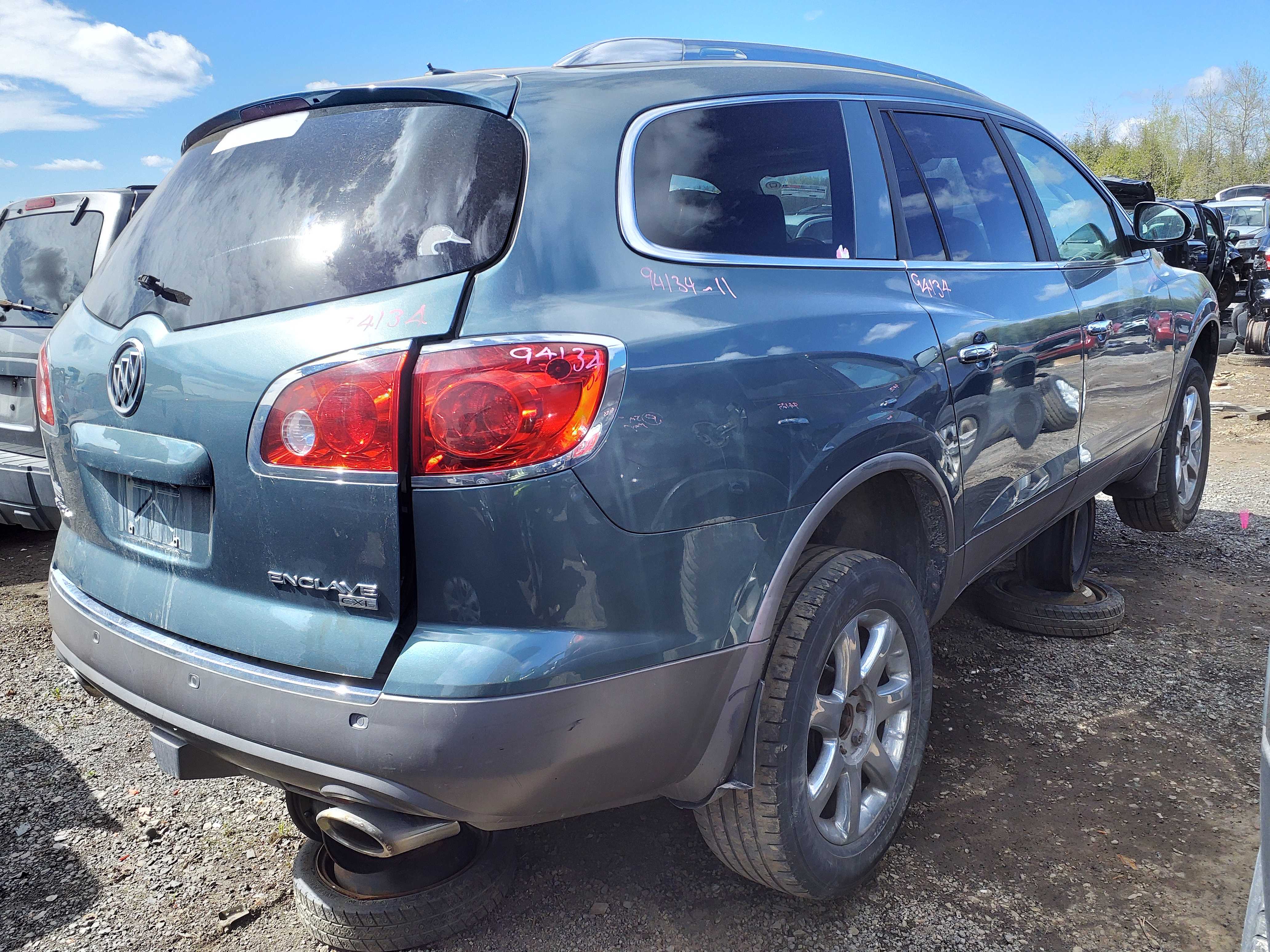 BUICK ENCLAVE 2010