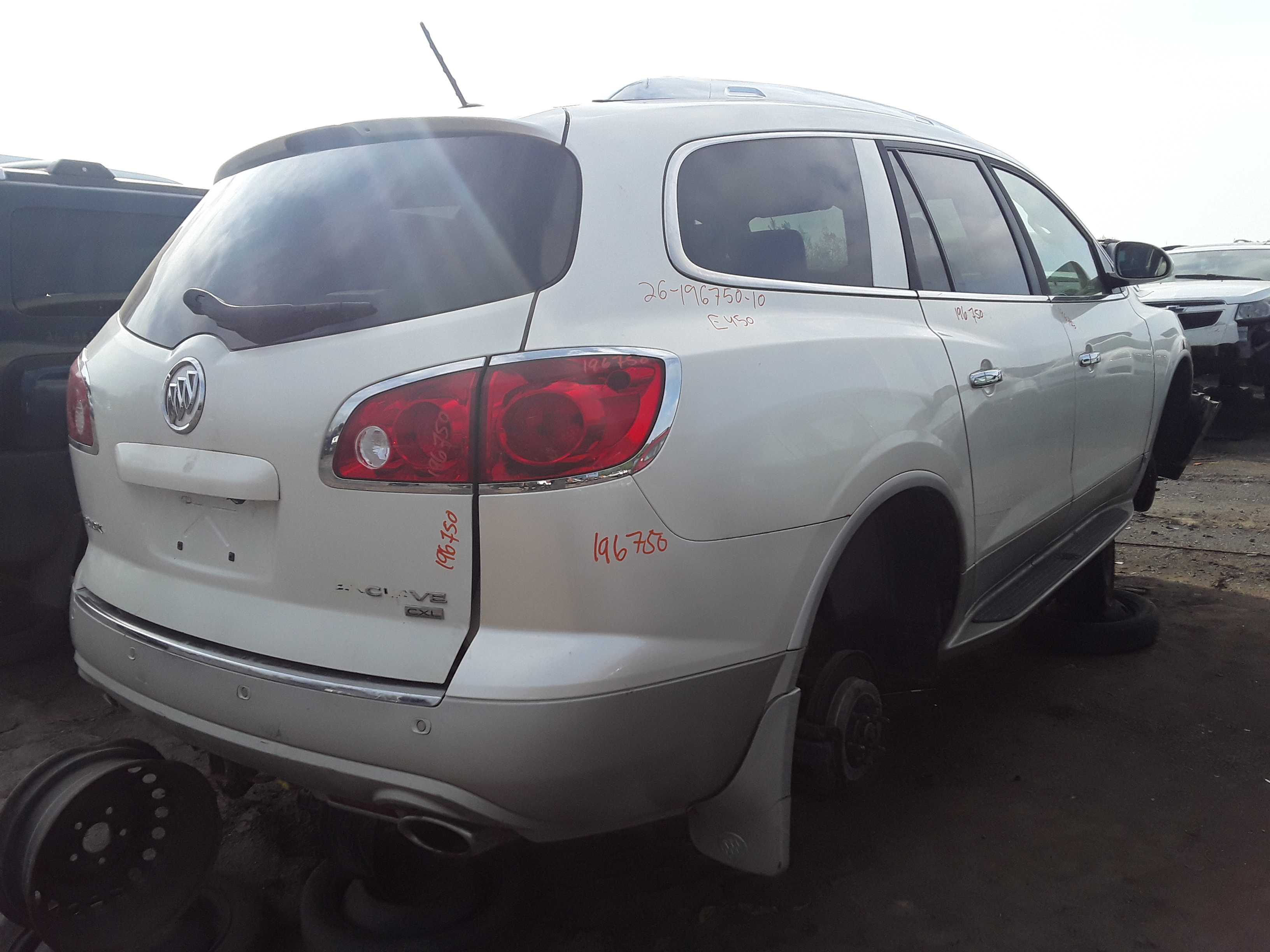 BUICK ENCLAVE 2010