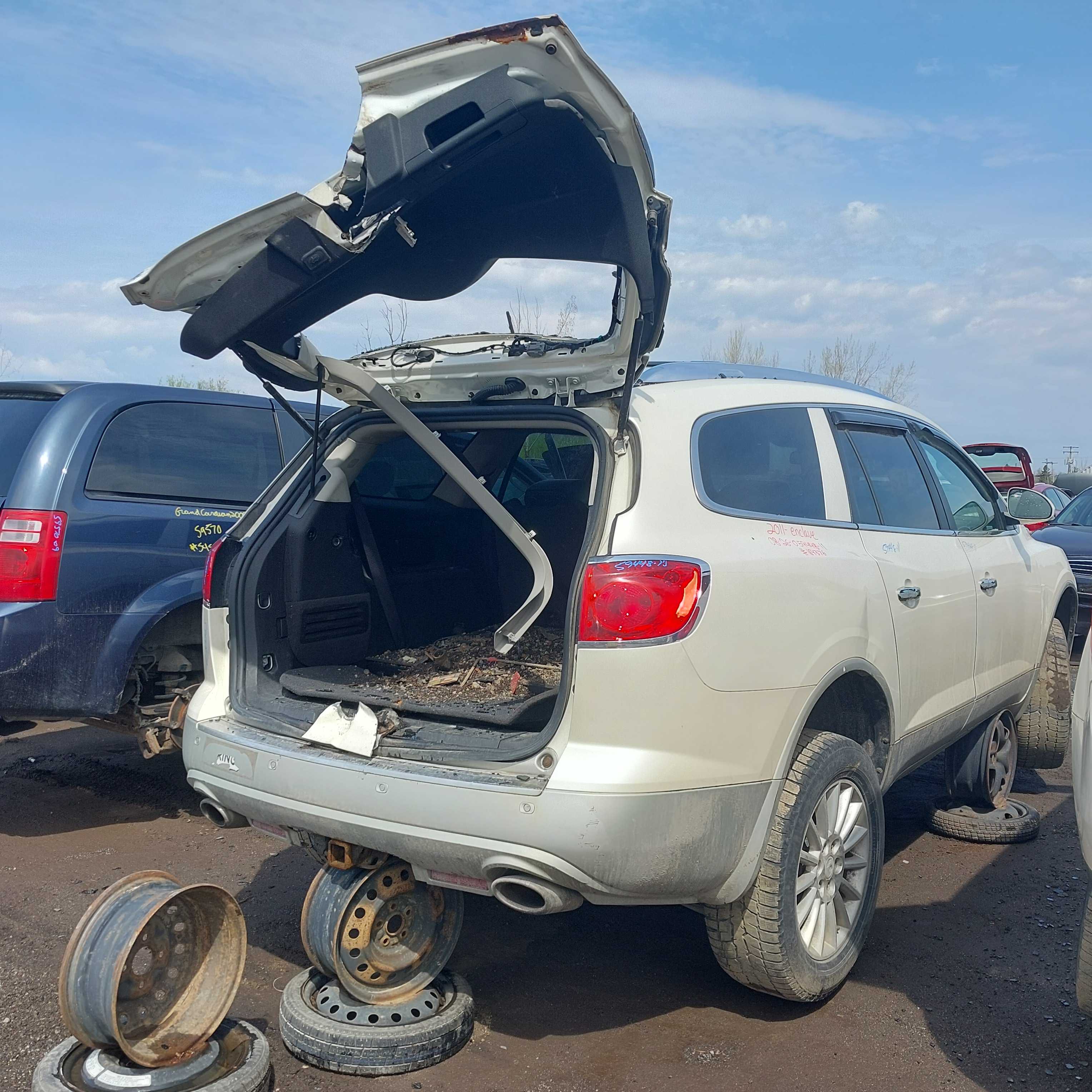 BUICK ENCLAVE 2011