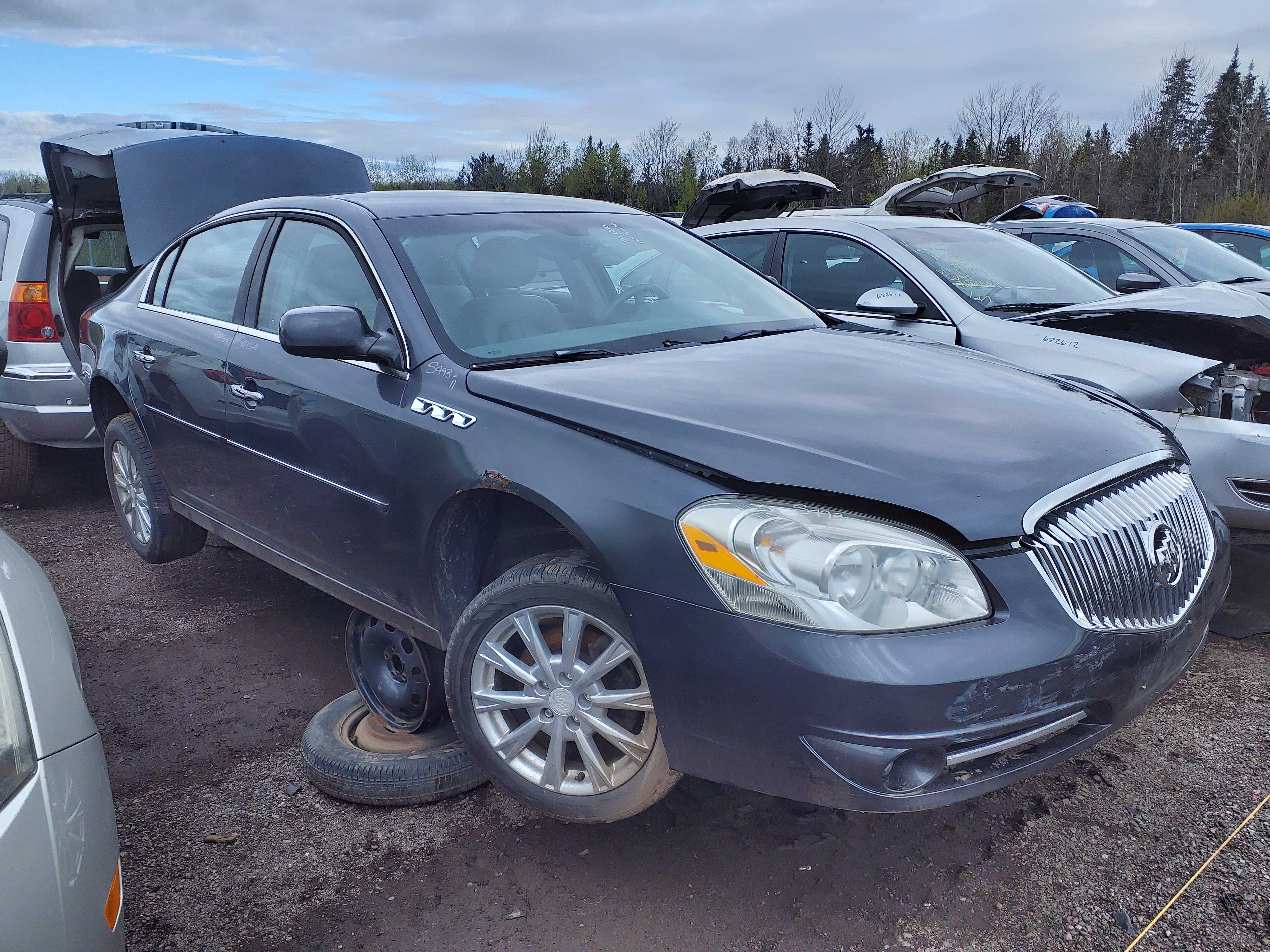 BUICK LUCERNE 2011