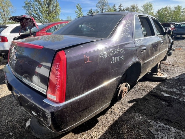 CADILLAC DTS 2008