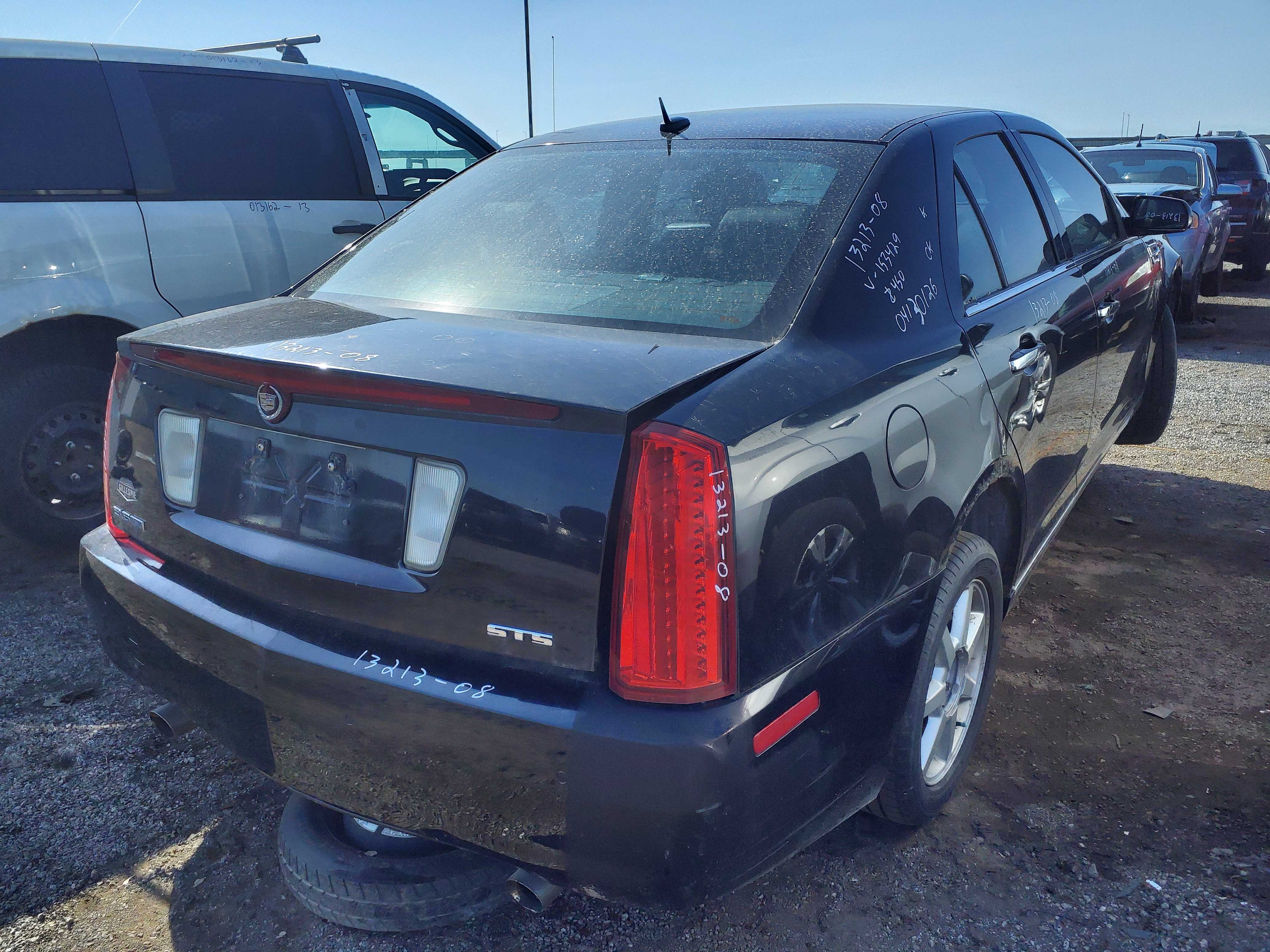 CADILLAC STS 2008