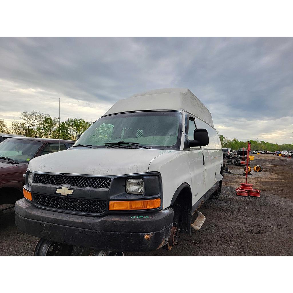CHEVROLET EXPRESS VAN 2003