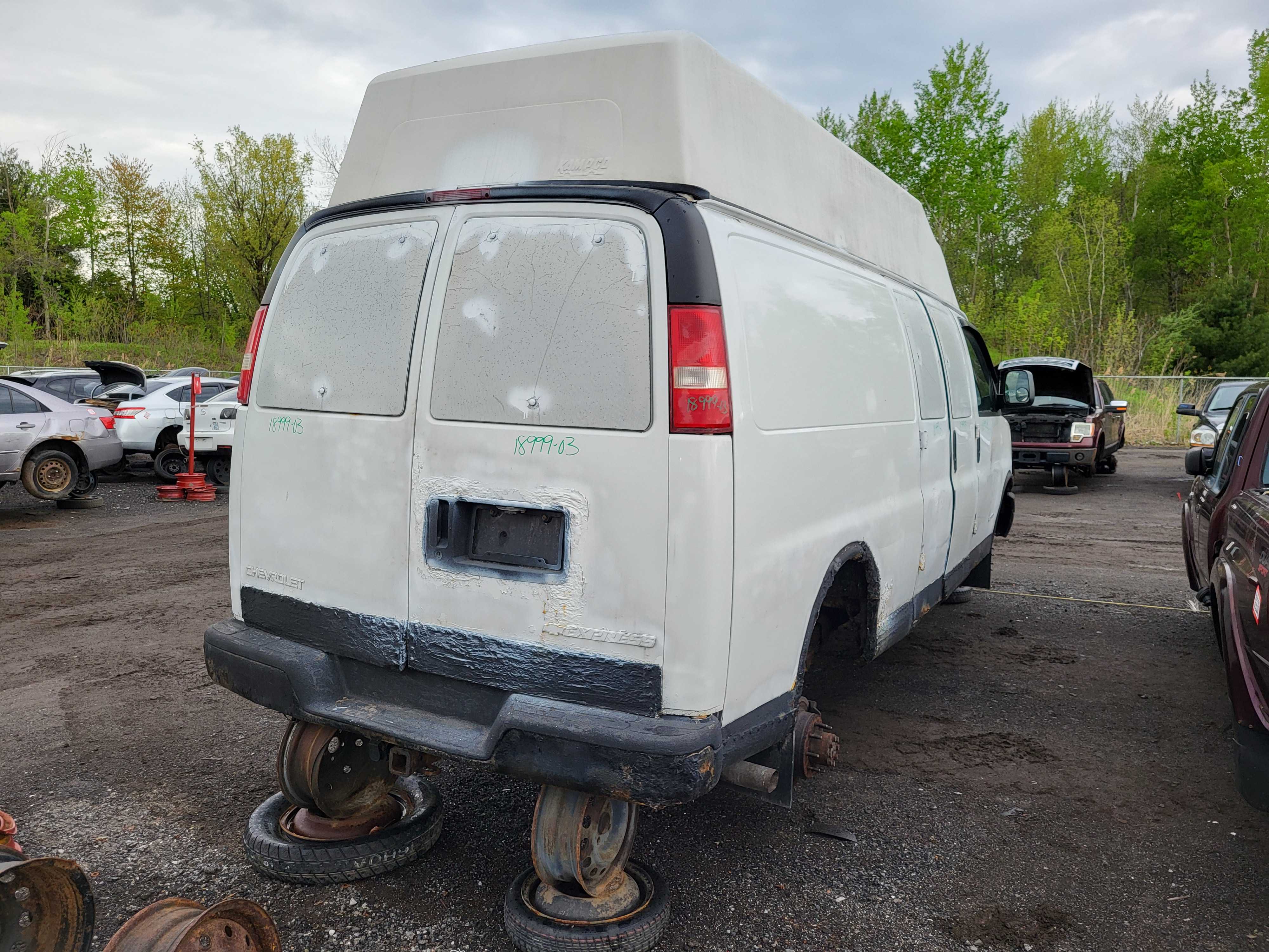 CHEVROLET EXPRESS VAN 2003