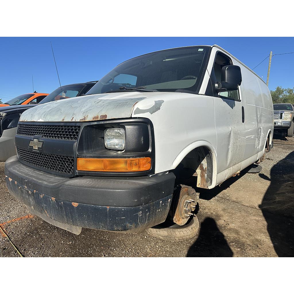 CHEVROLET EXPRESS VAN 2012