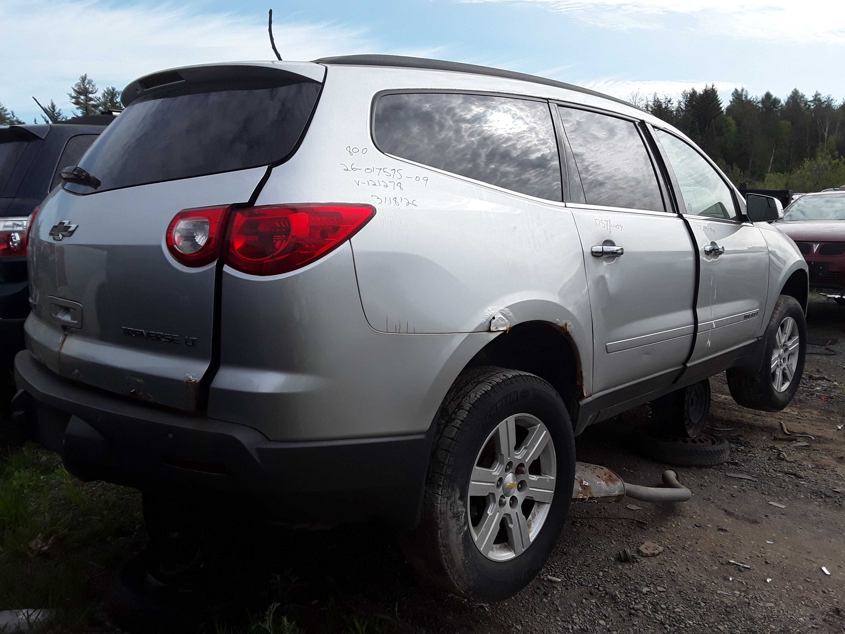 CHEVROLET TRAVERSE 2009