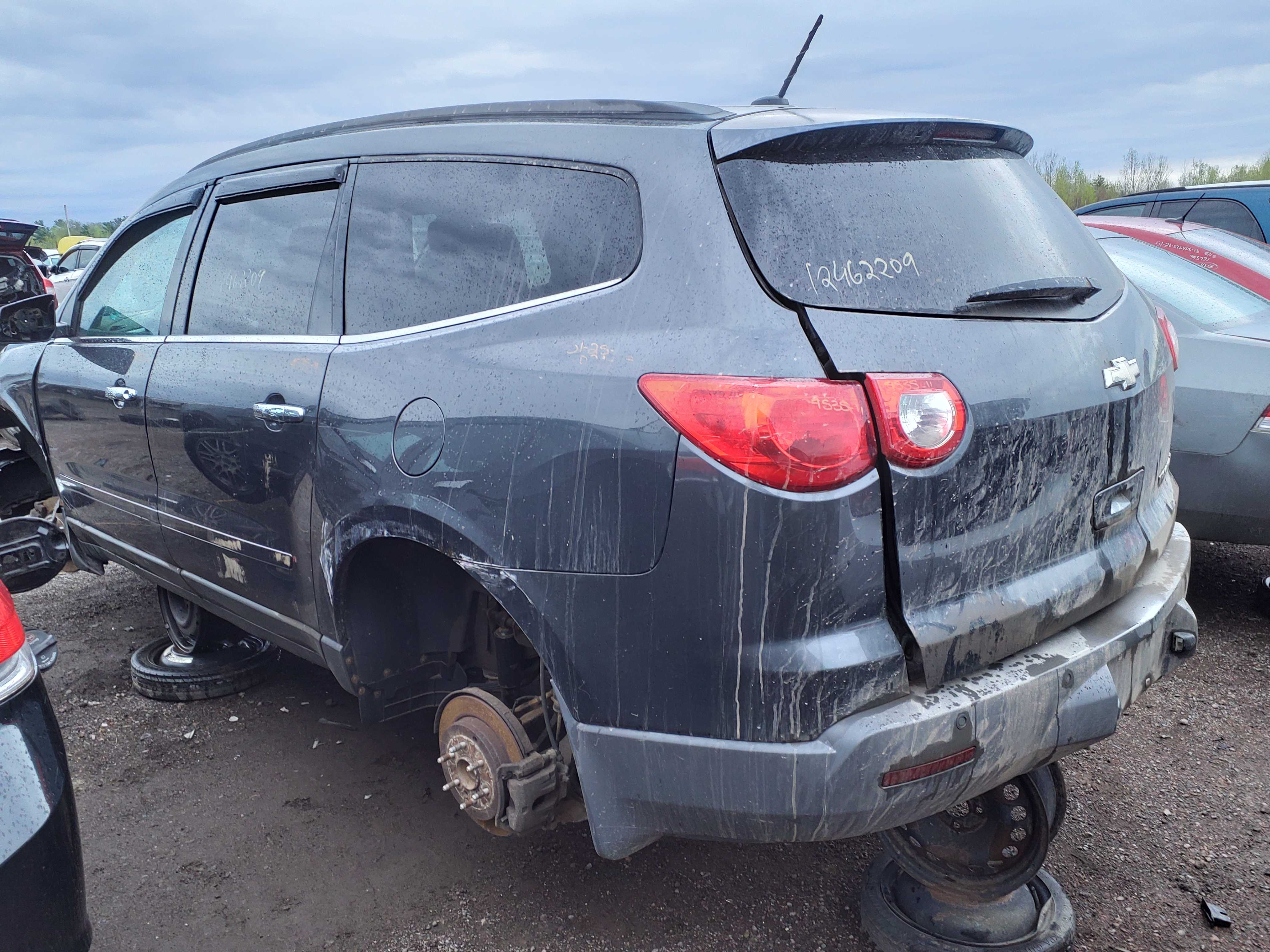 CHEVROLET TRAVERSE 2011