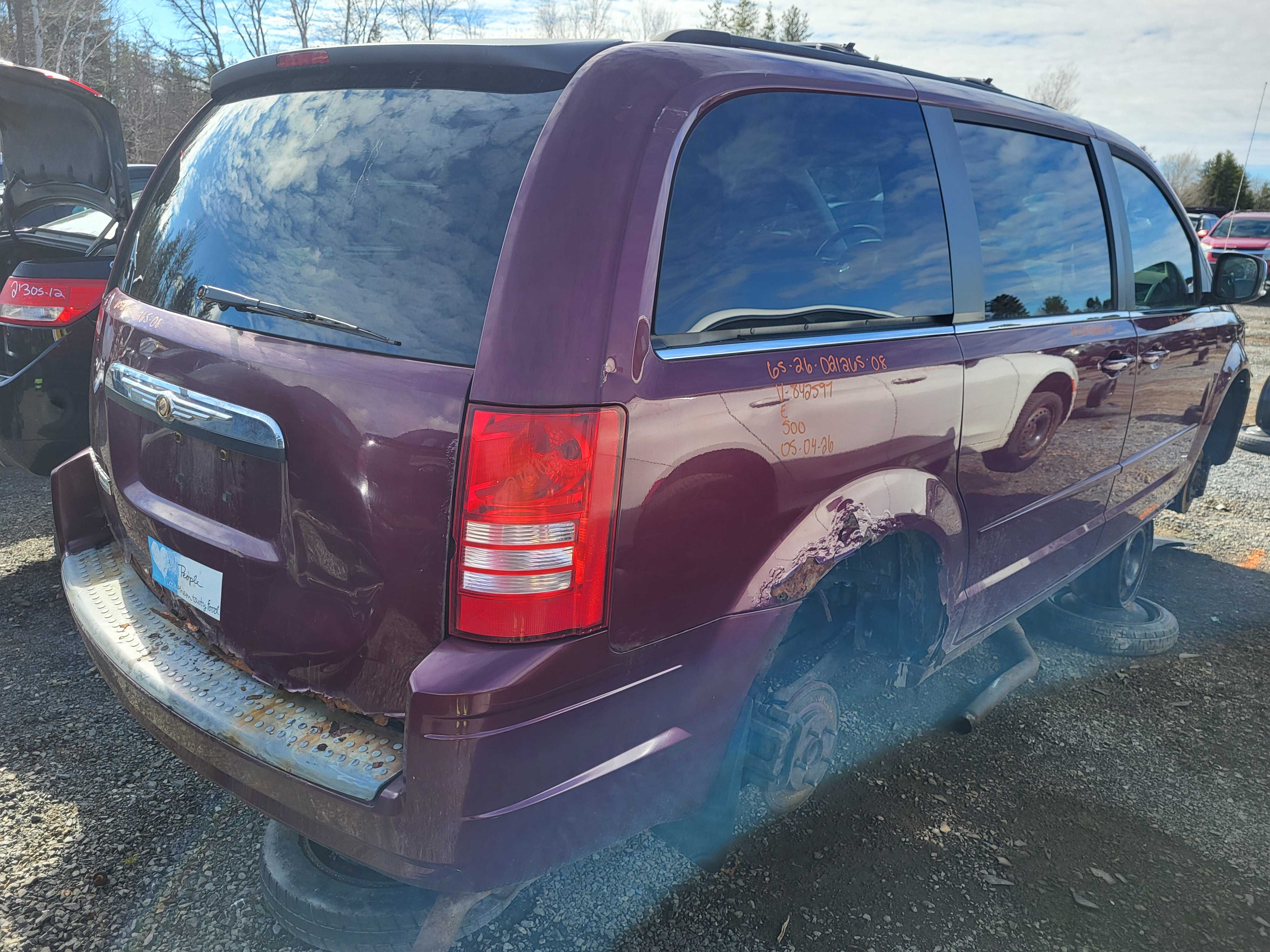 CHRYSLER TOWN &amp; COUNTRY 2008