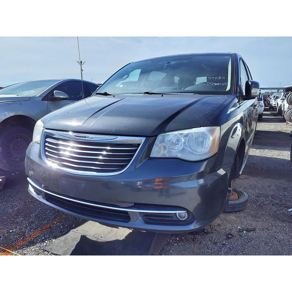 CHRYSLER TOWN &amp; COUNTRY 2011