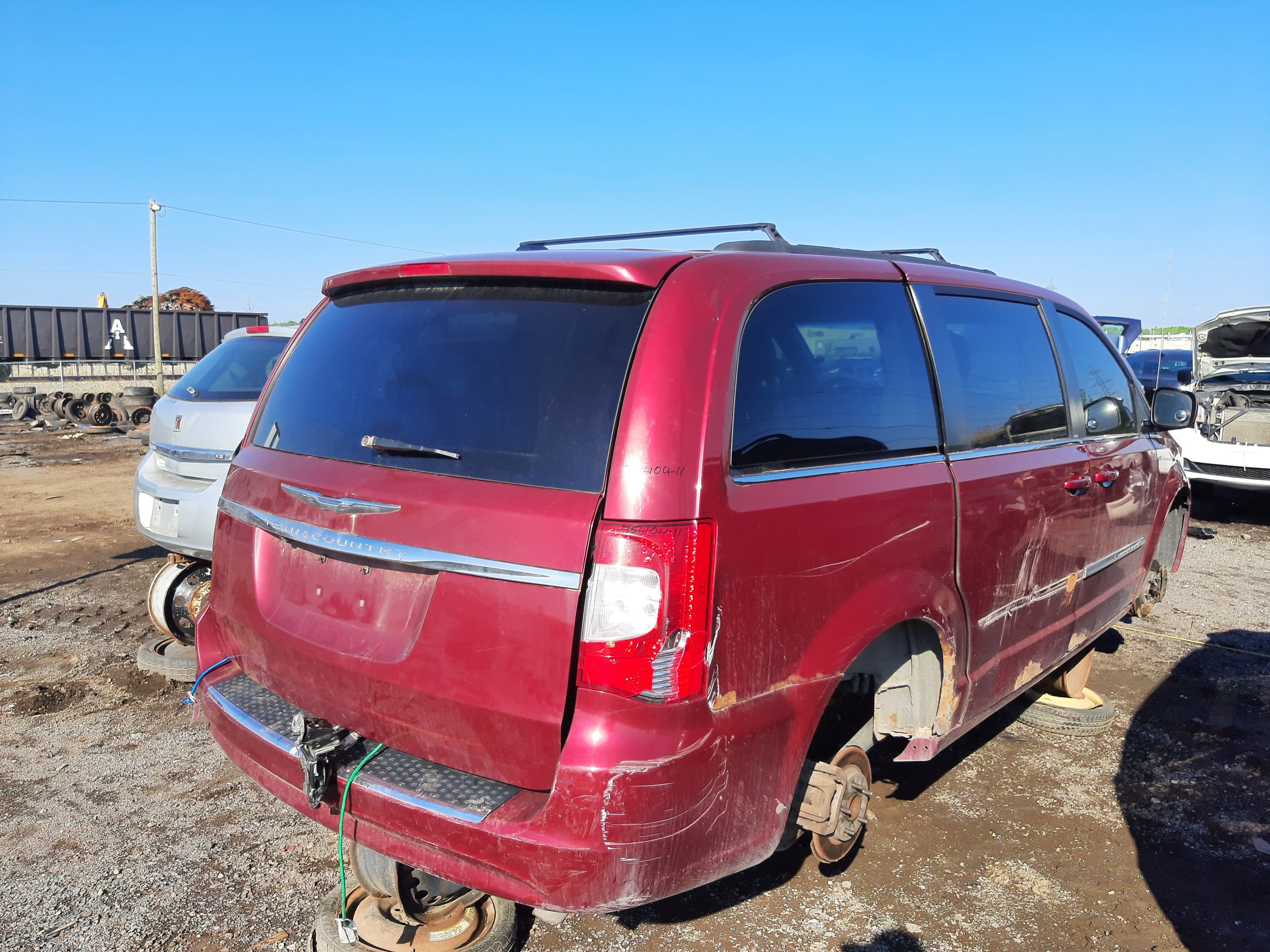 CHRYSLER TOWN &amp; COUNTRY 2011