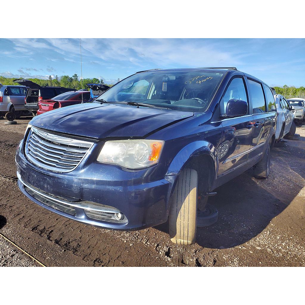 CHRYSLER TOWN &amp; COUNTRY 2014