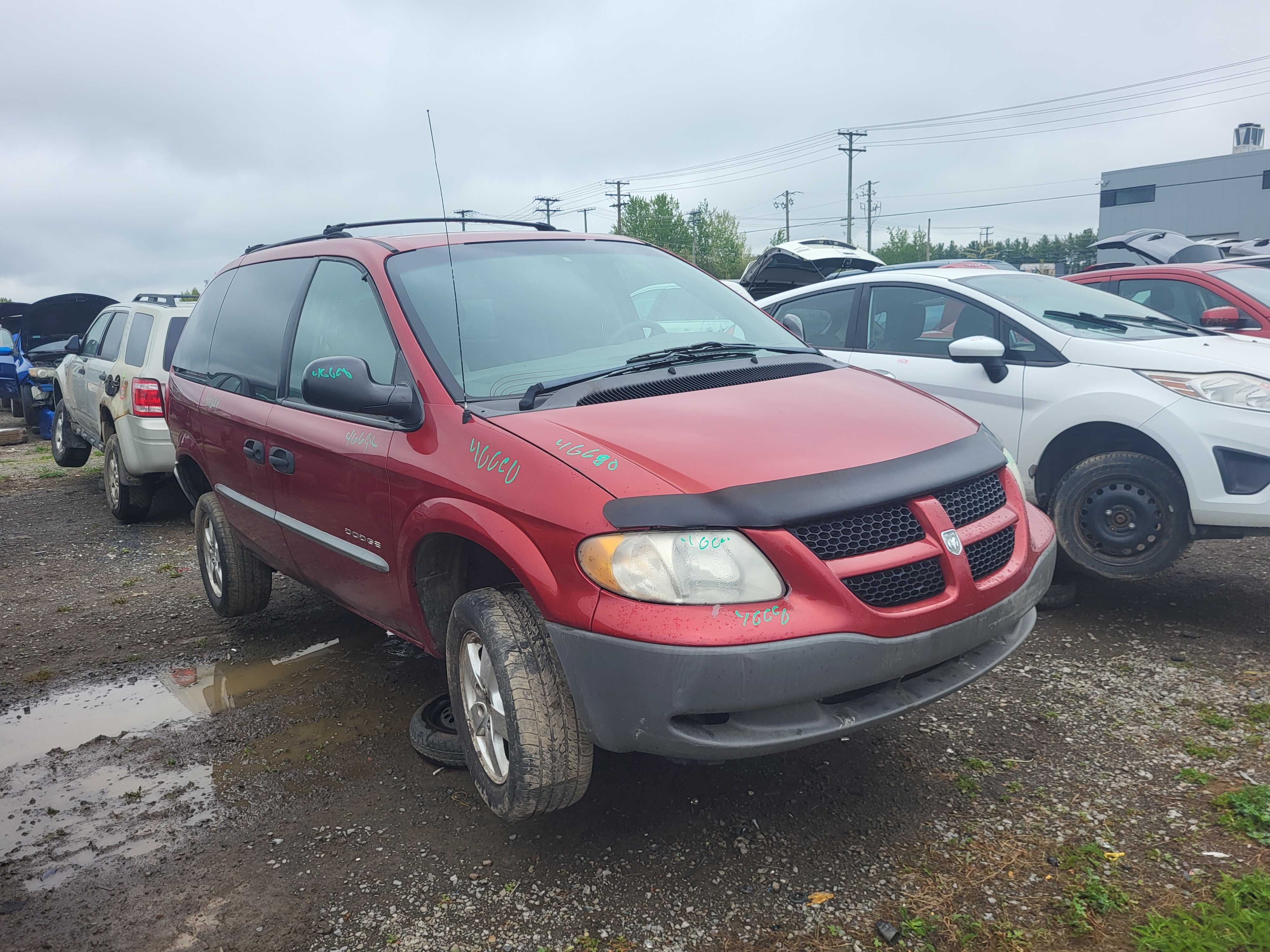 DODGE CARAVAN 2001