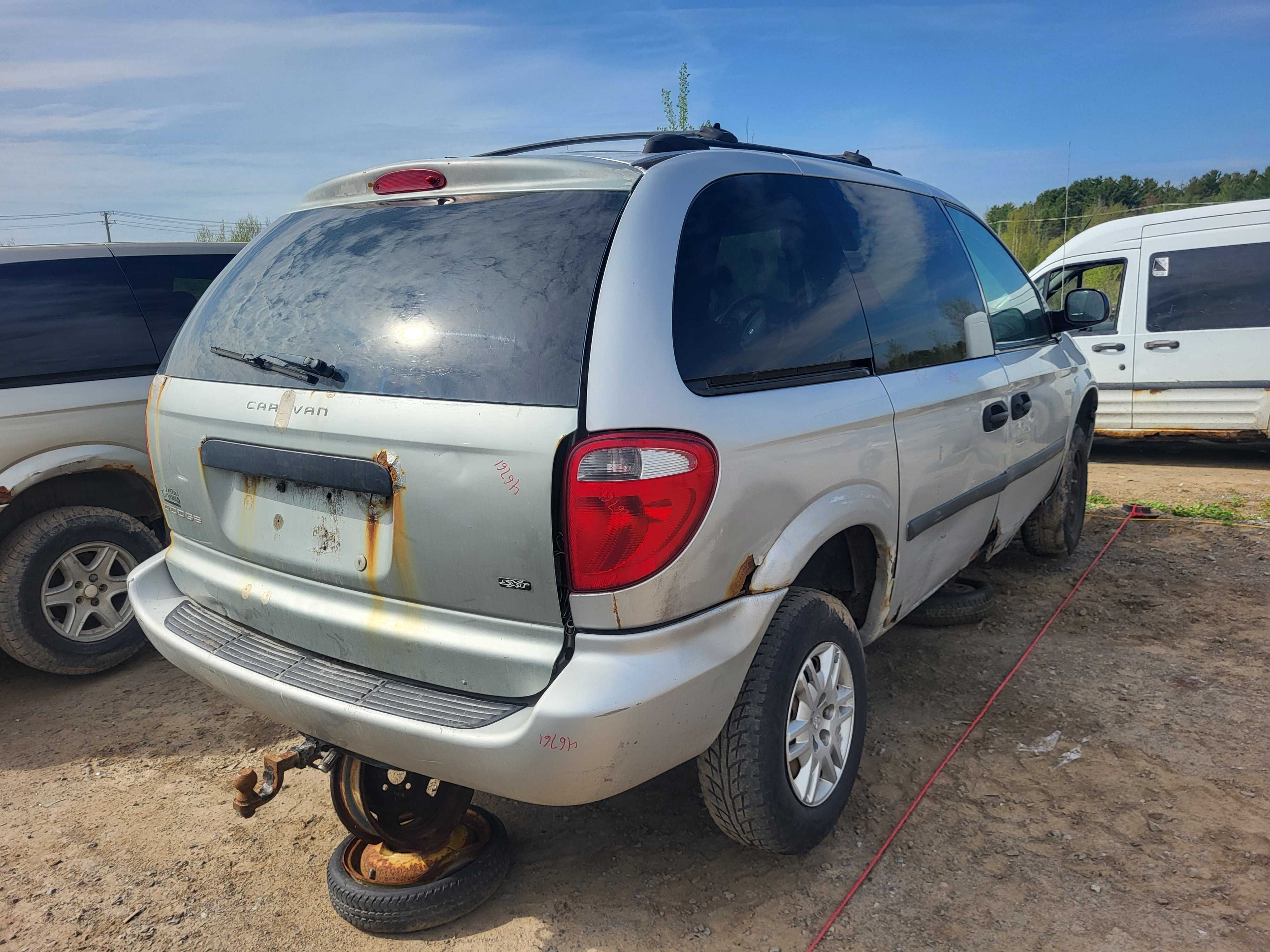 DODGE CARAVAN 2005