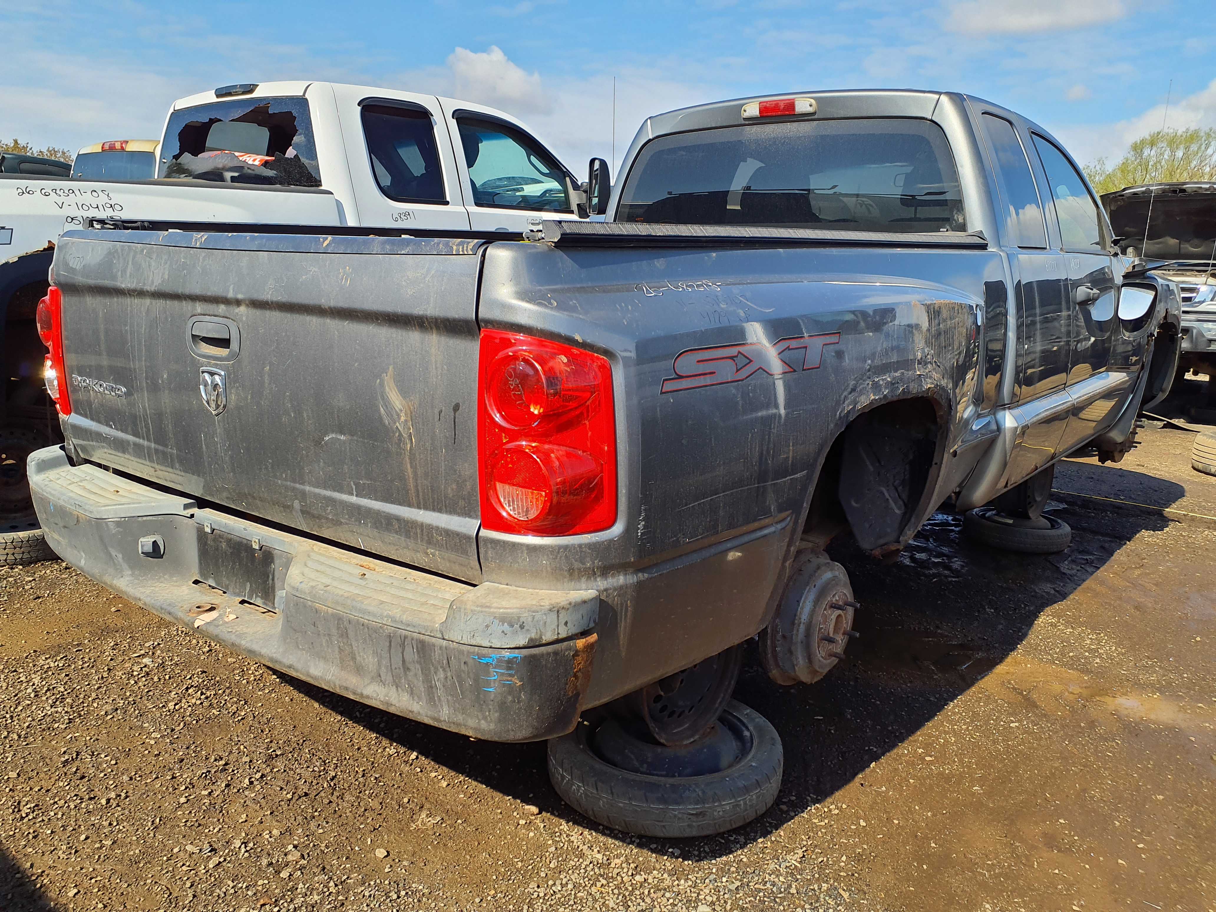 DODGE DAKOTA 2008