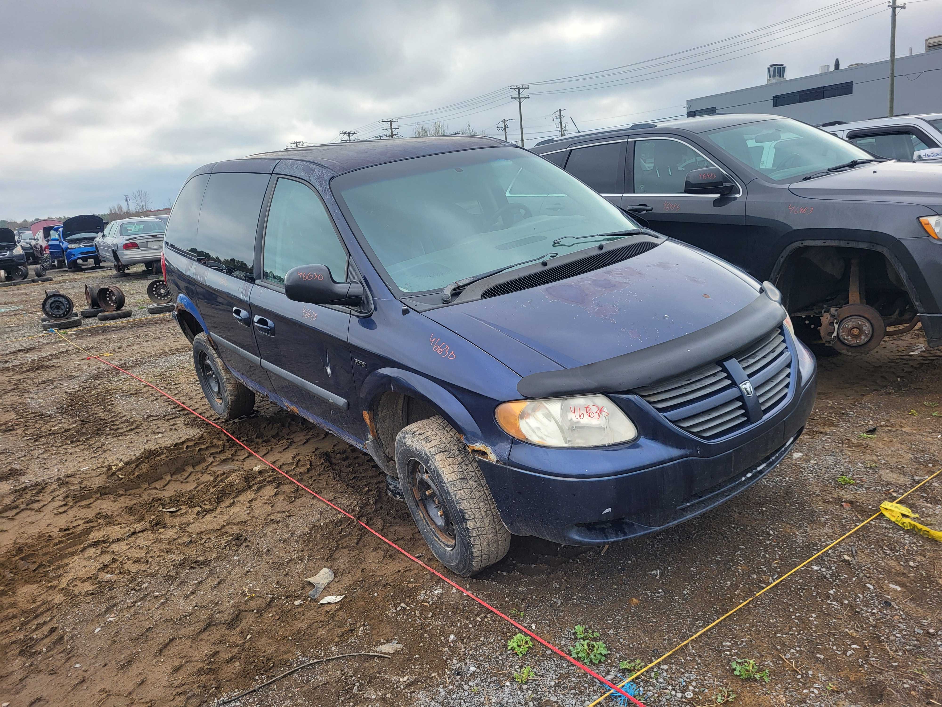 DODGE GRAND CARAVAN 2001