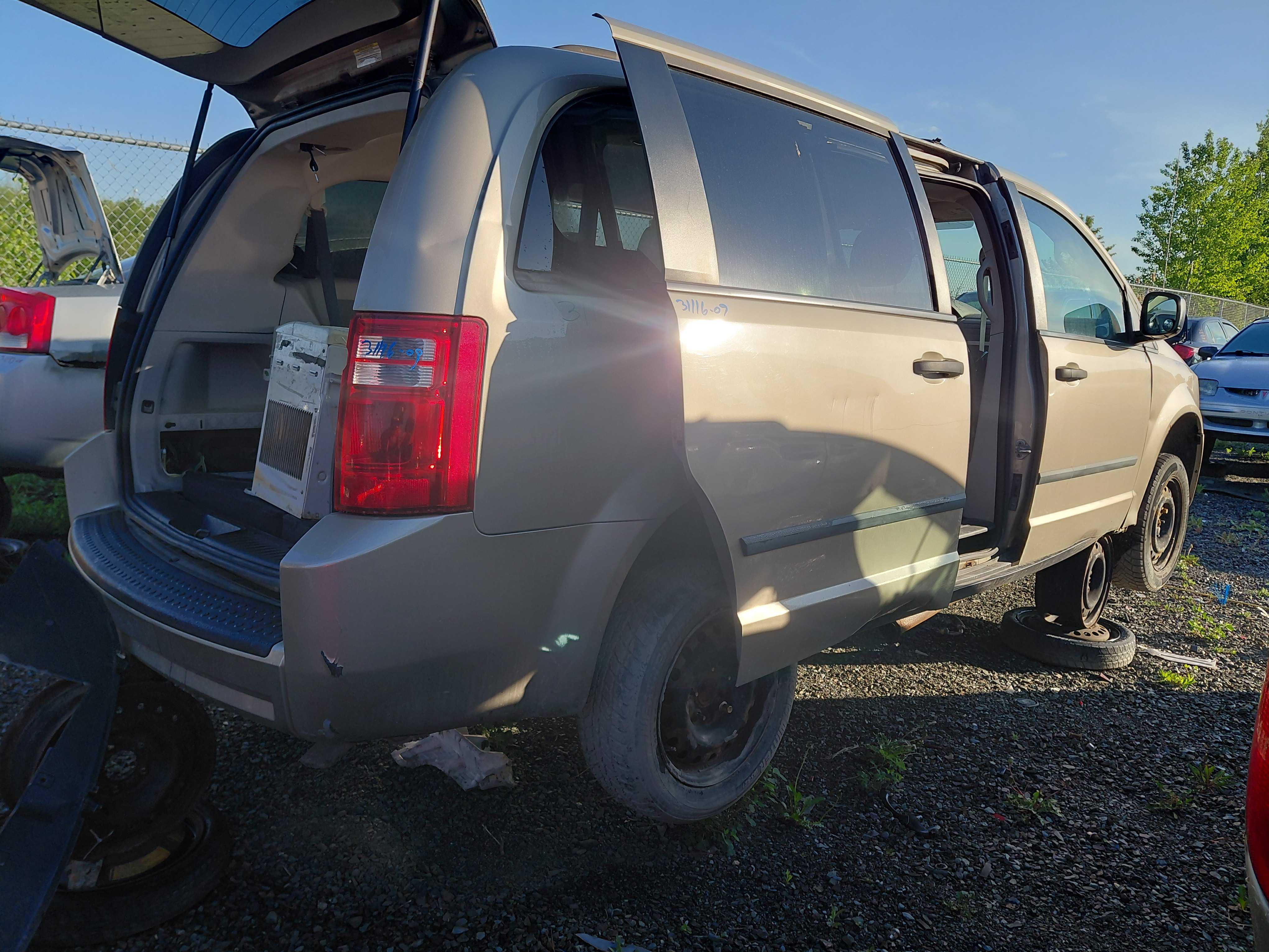 DODGE GRAND CARAVAN 2009