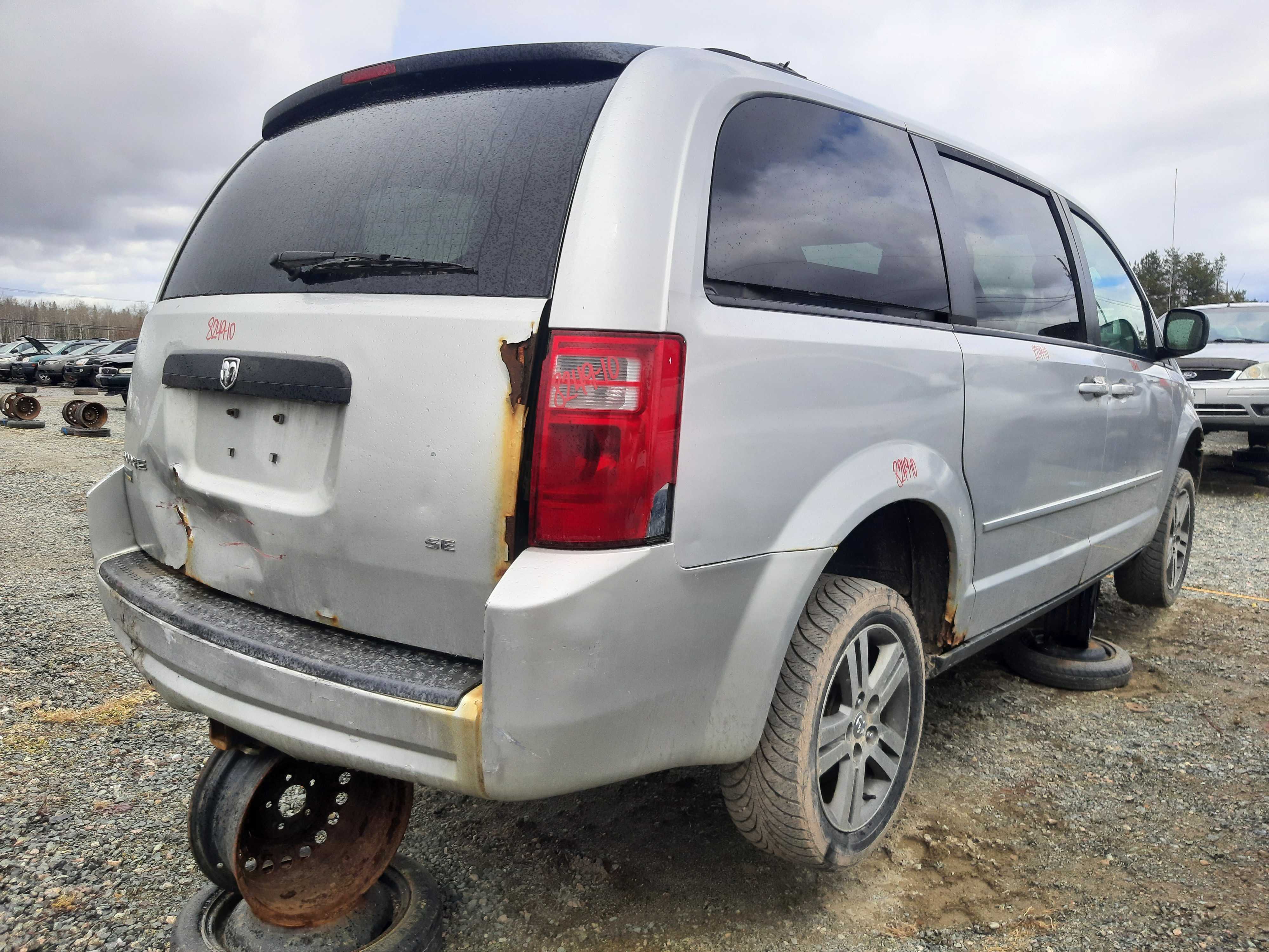 DODGE GRAND CARAVAN 2010
