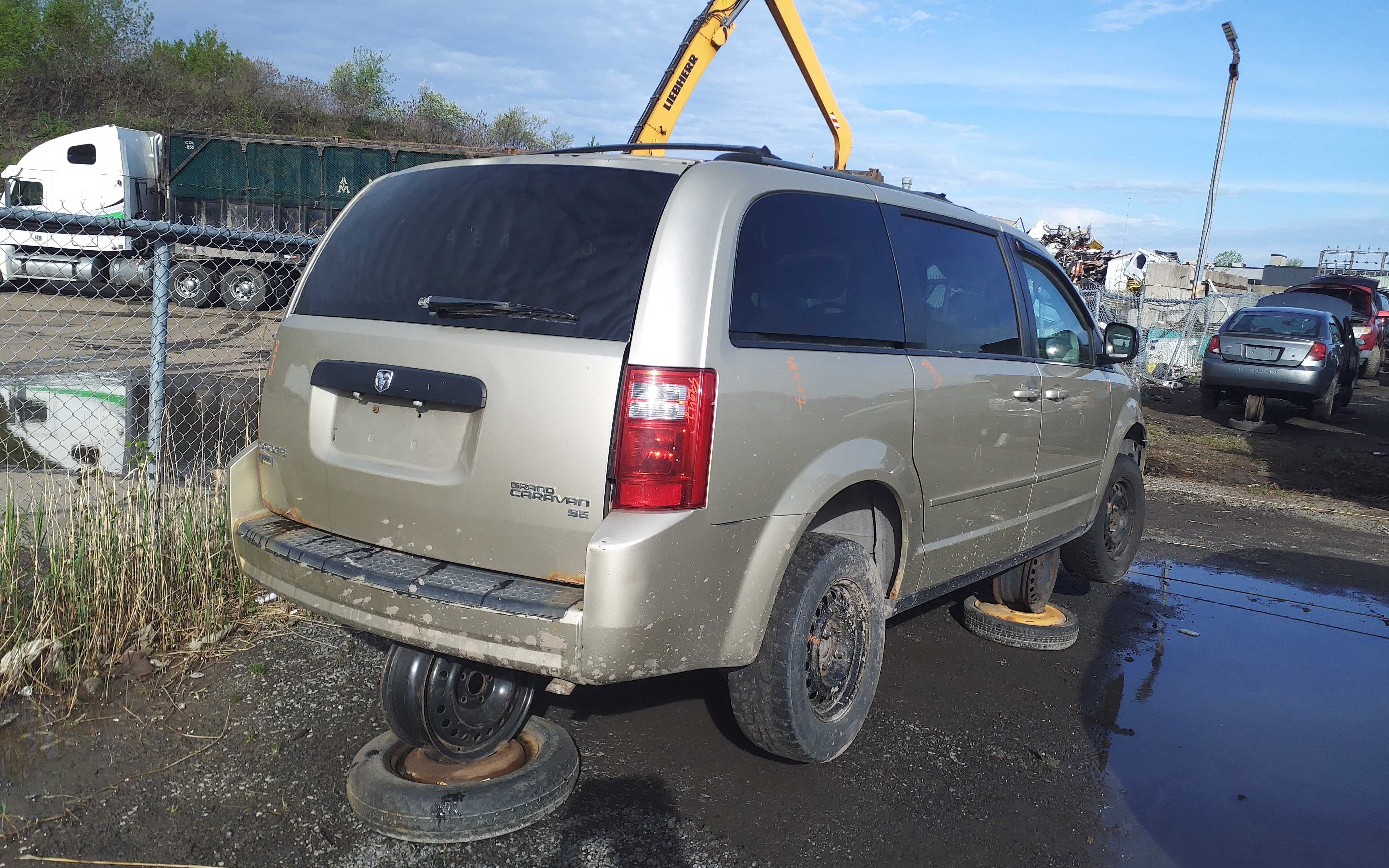 DODGE GRAND CARAVAN 2010