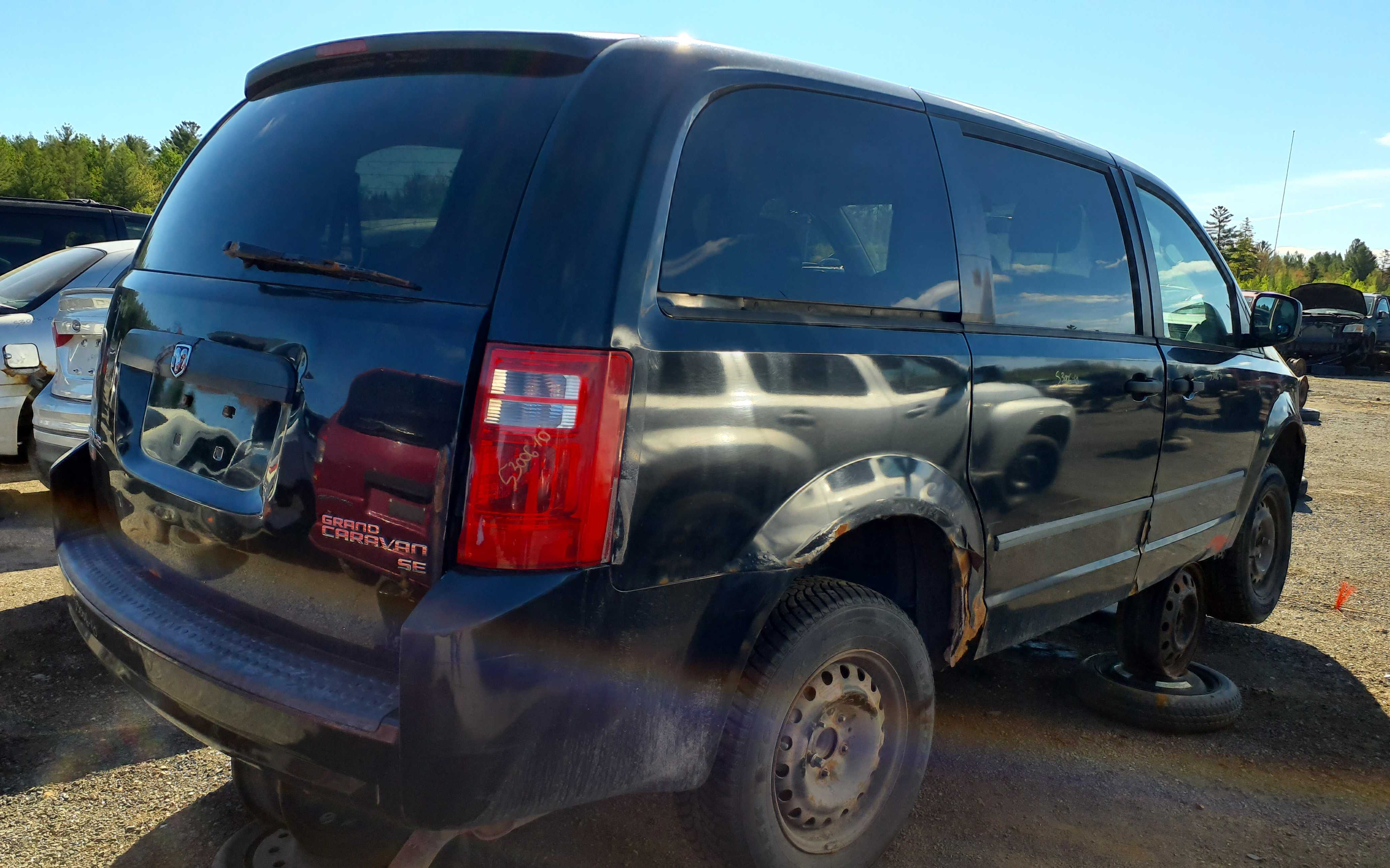 DODGE GRAND CARAVAN 2010