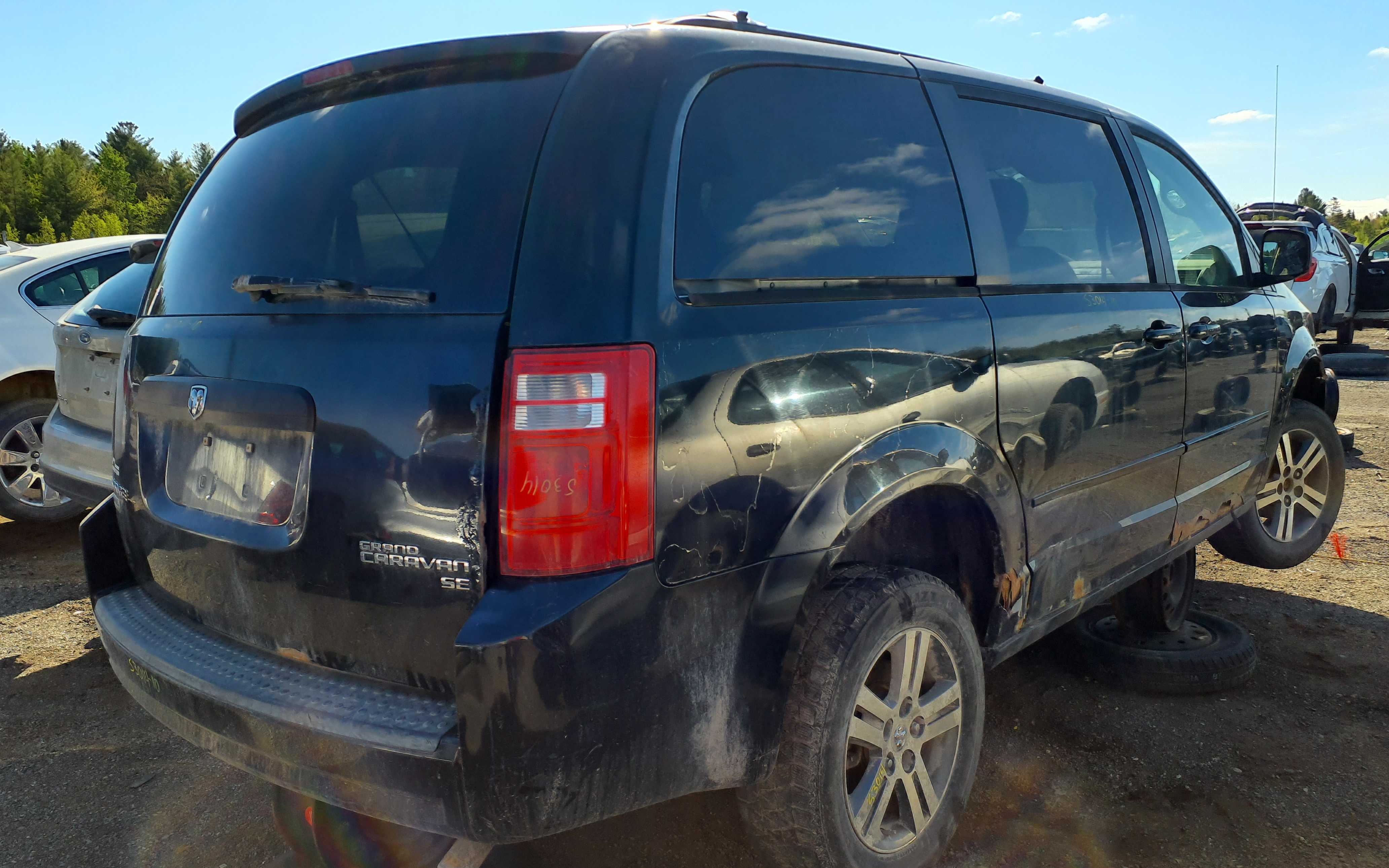 DODGE GRAND CARAVAN 2010
