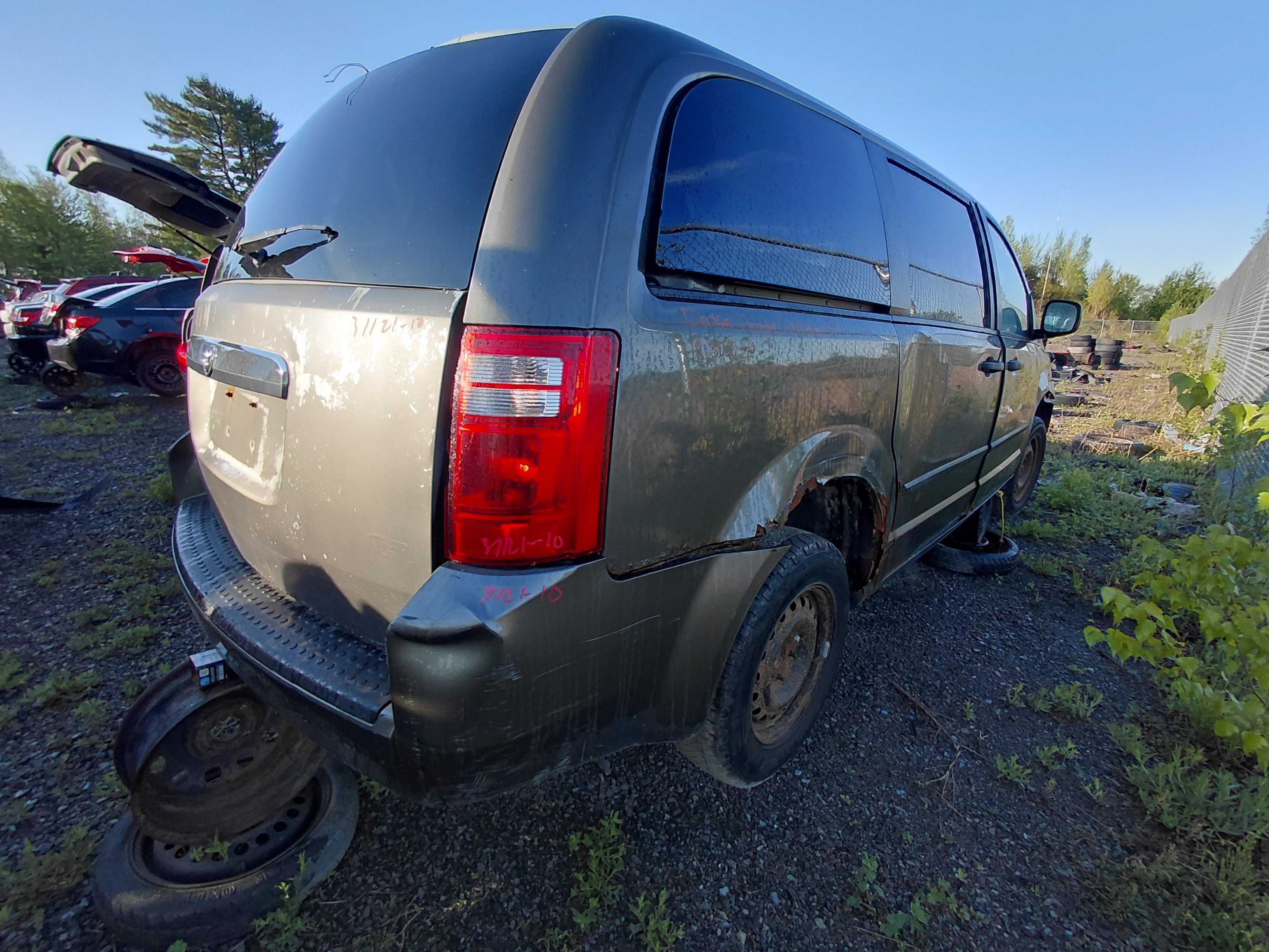 DODGE GRAND CARAVAN 2010