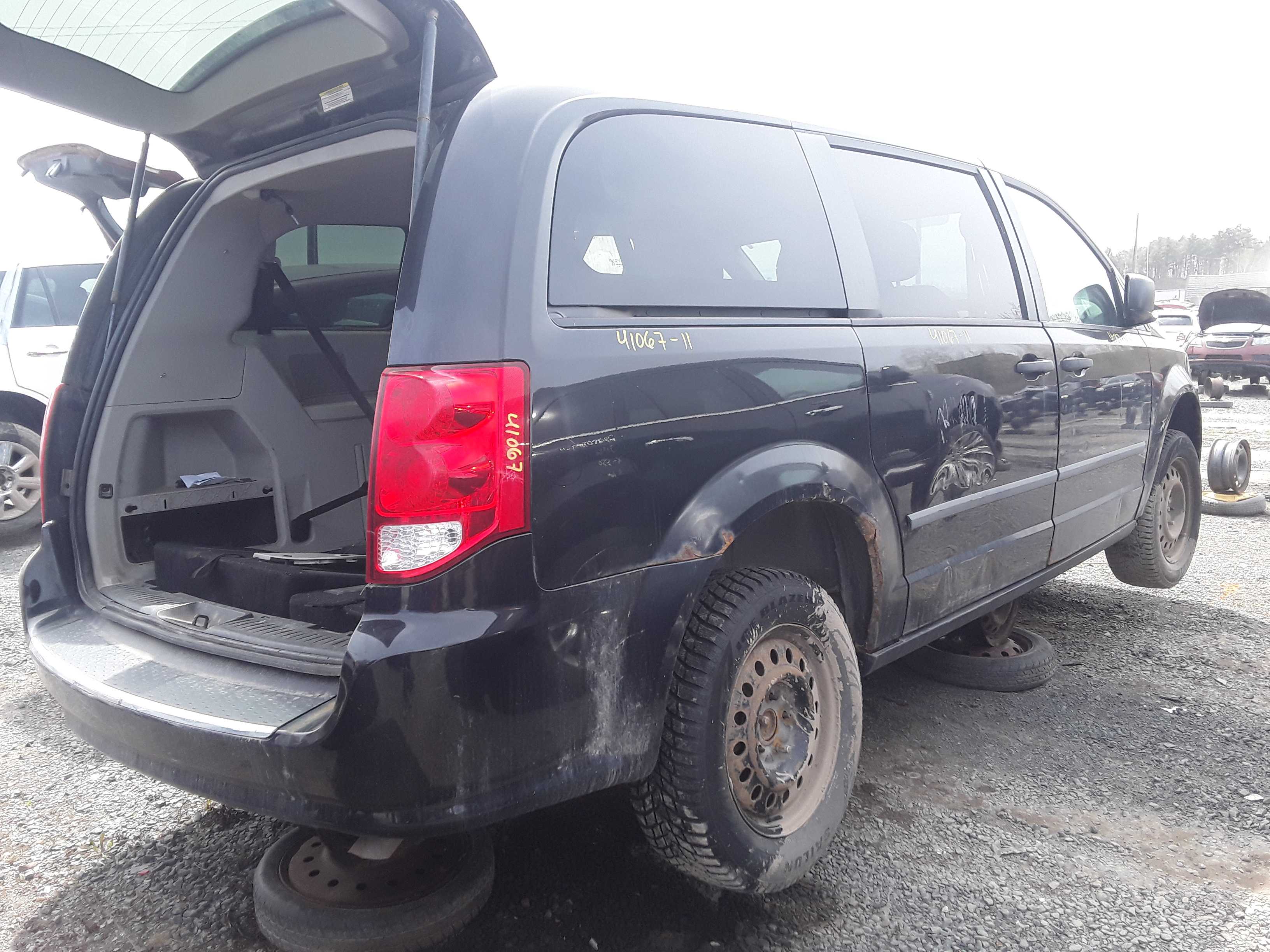 DODGE GRAND CARAVAN 2011