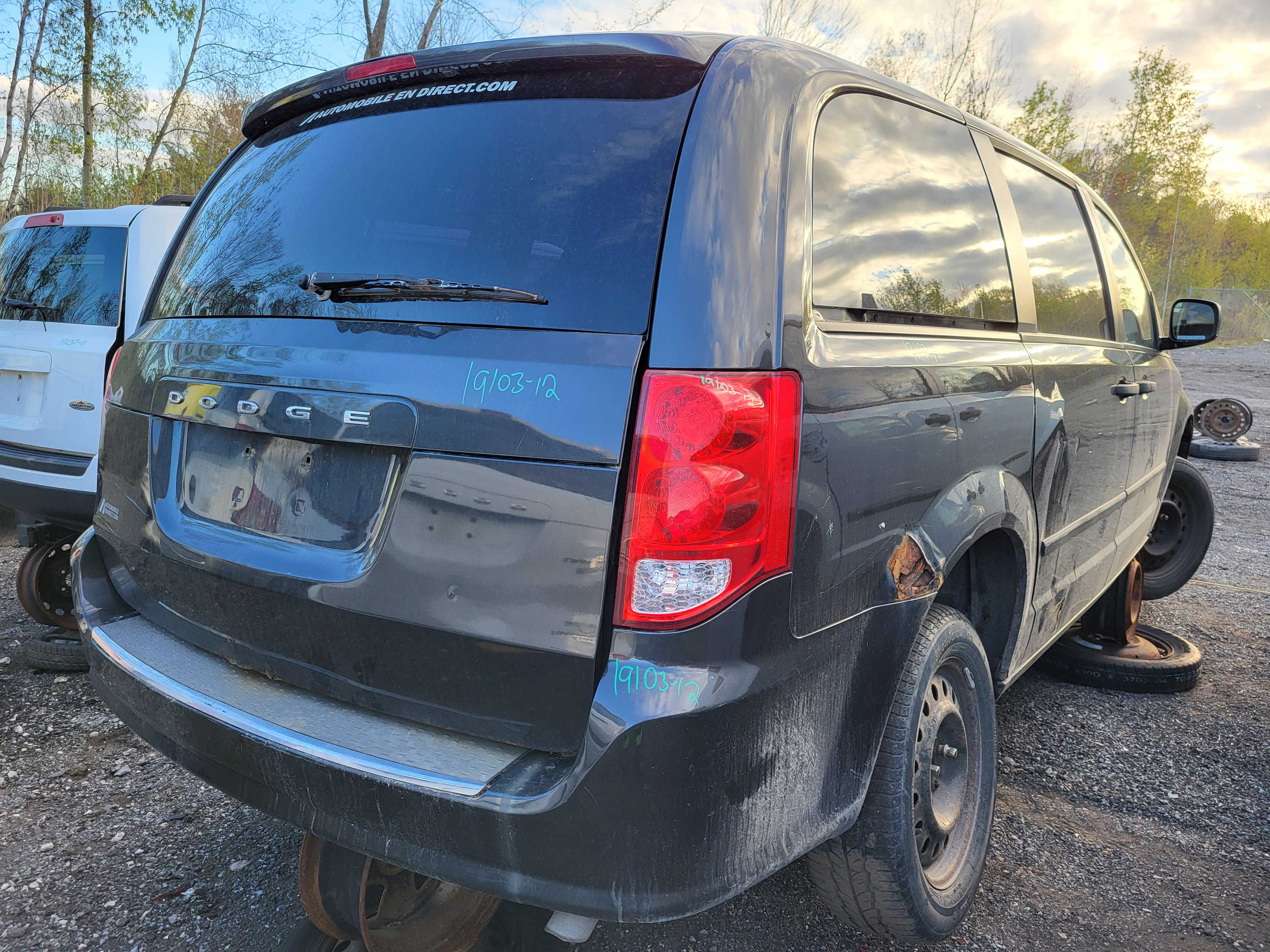 DODGE GRAND CARAVAN 2012