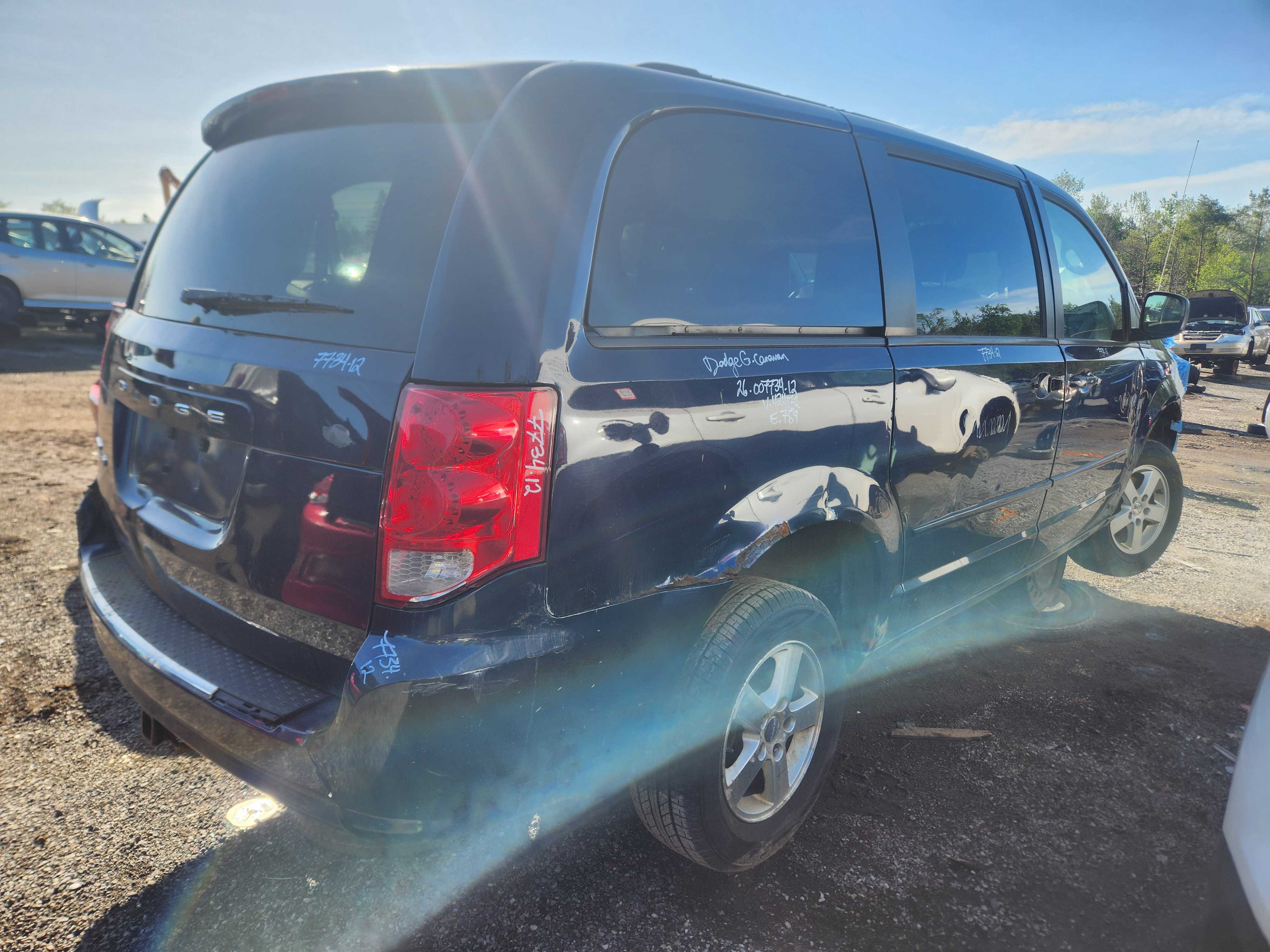 DODGE GRAND CARAVAN 2012