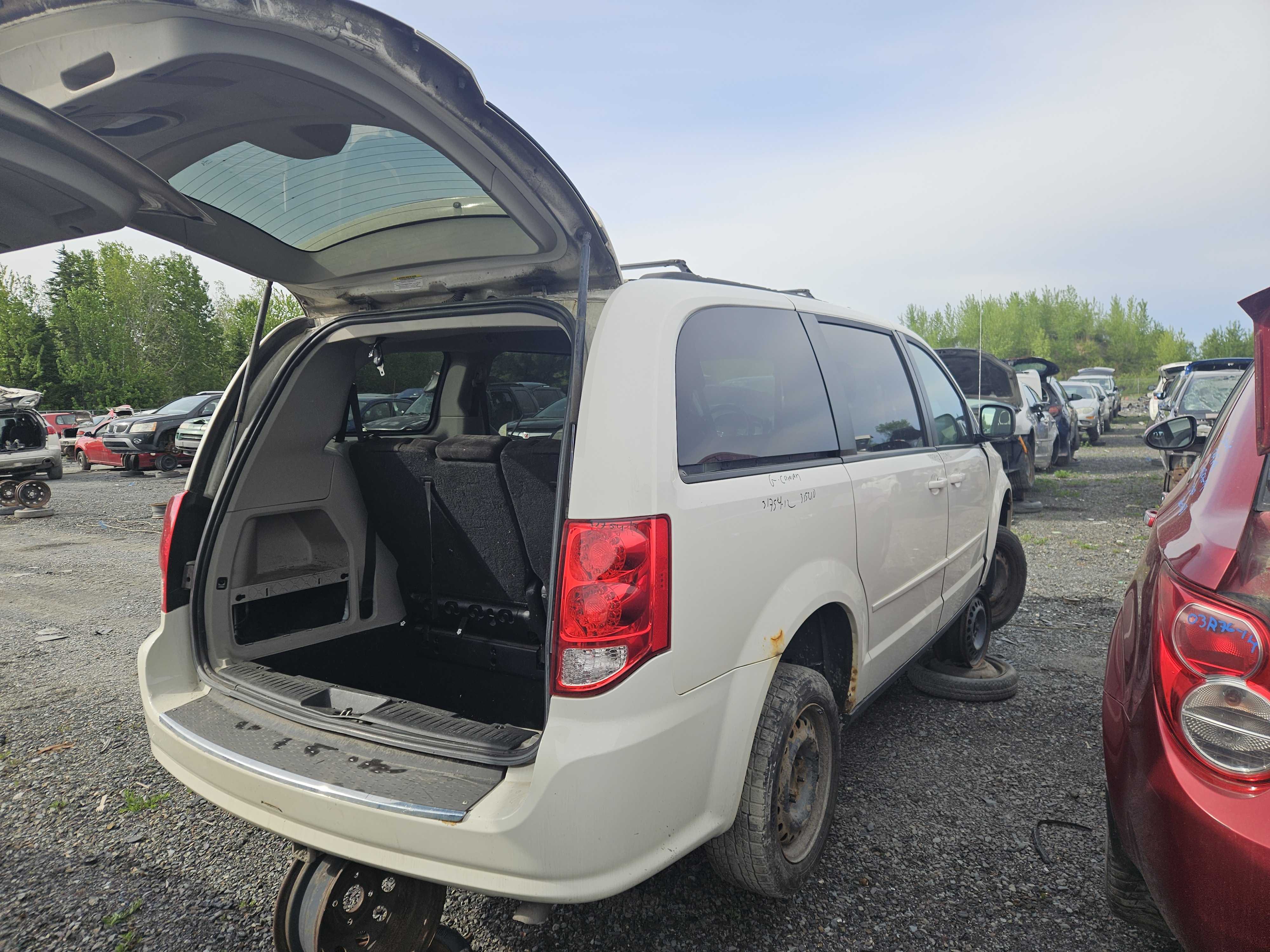 DODGE GRAND CARAVAN 2012