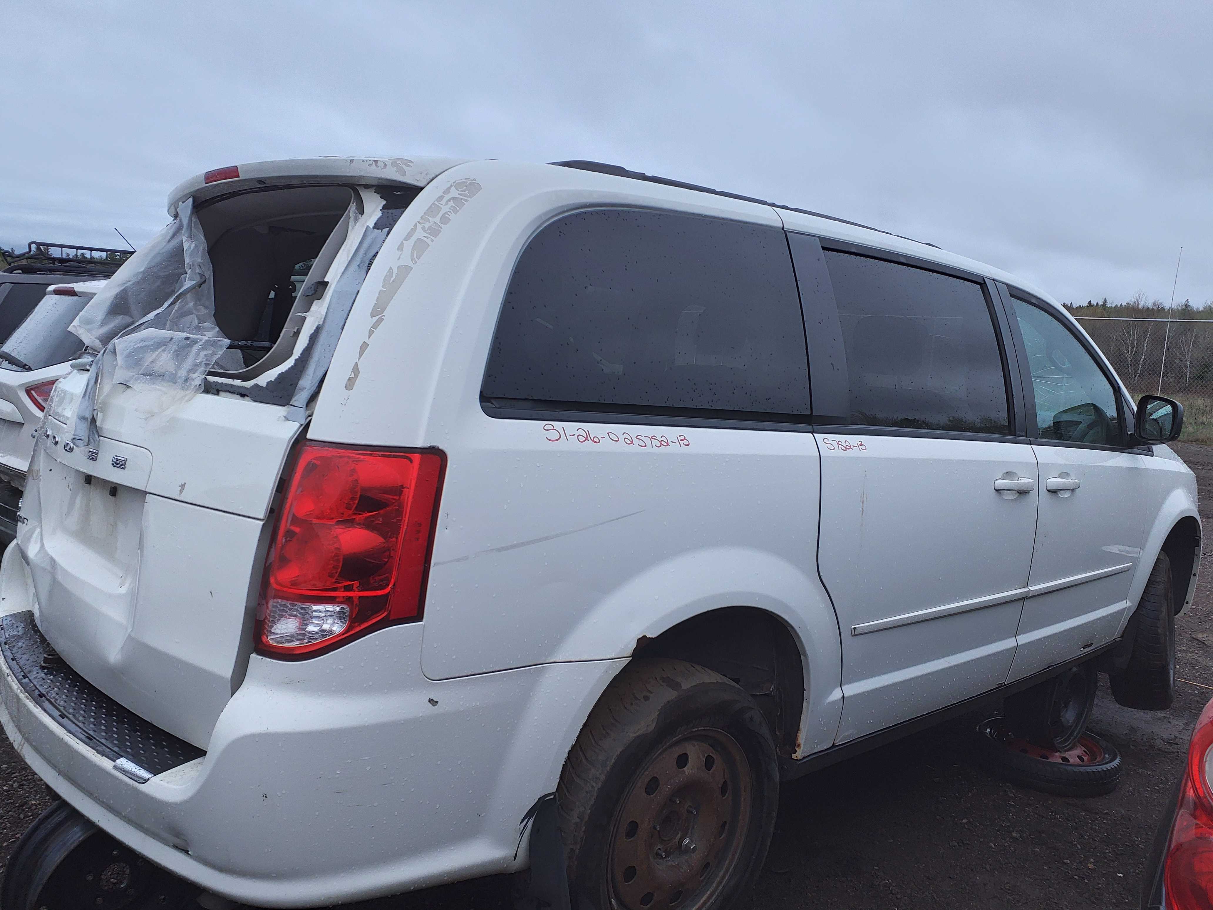 DODGE GRAND CARAVAN 2013