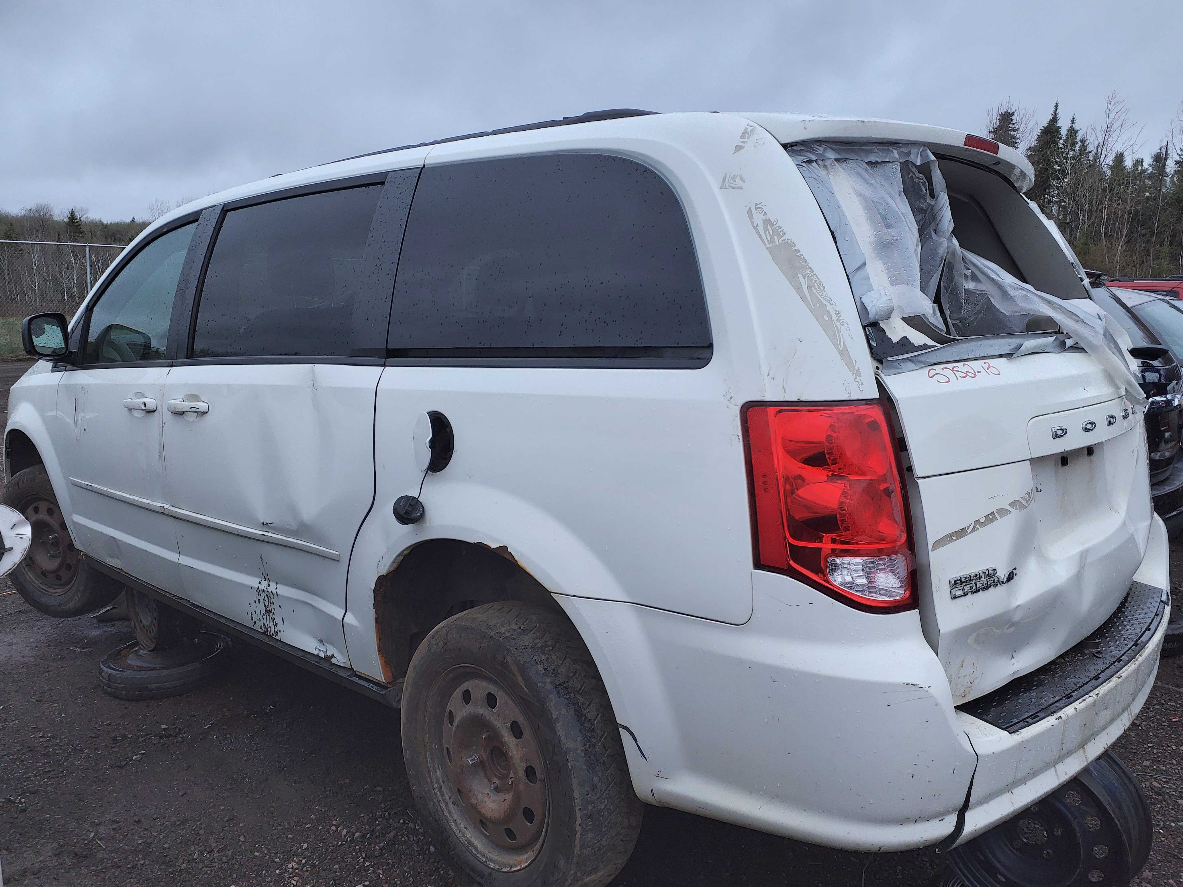 DODGE GRAND CARAVAN 2013