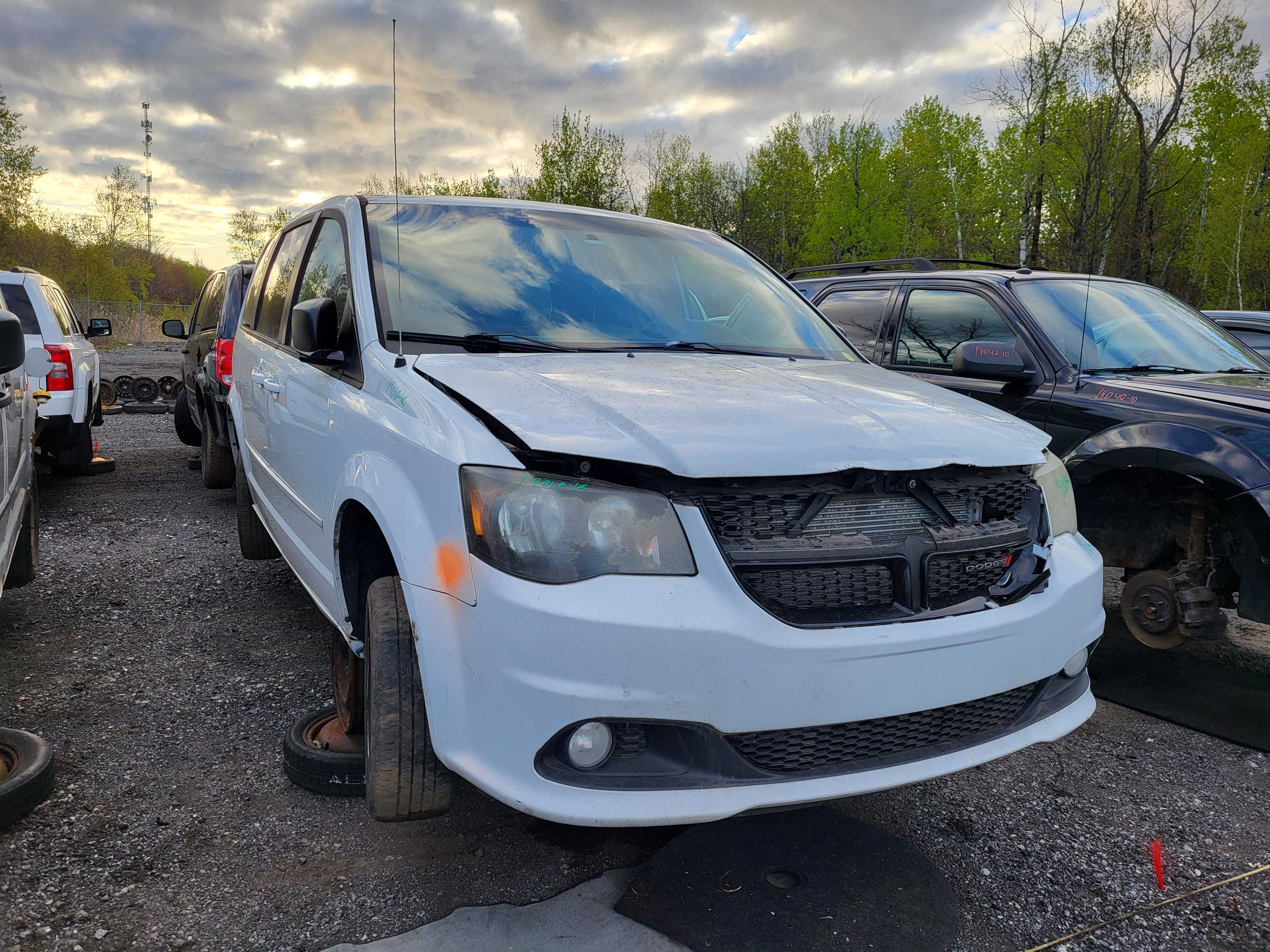 DODGE GRAND CARAVAN 2014