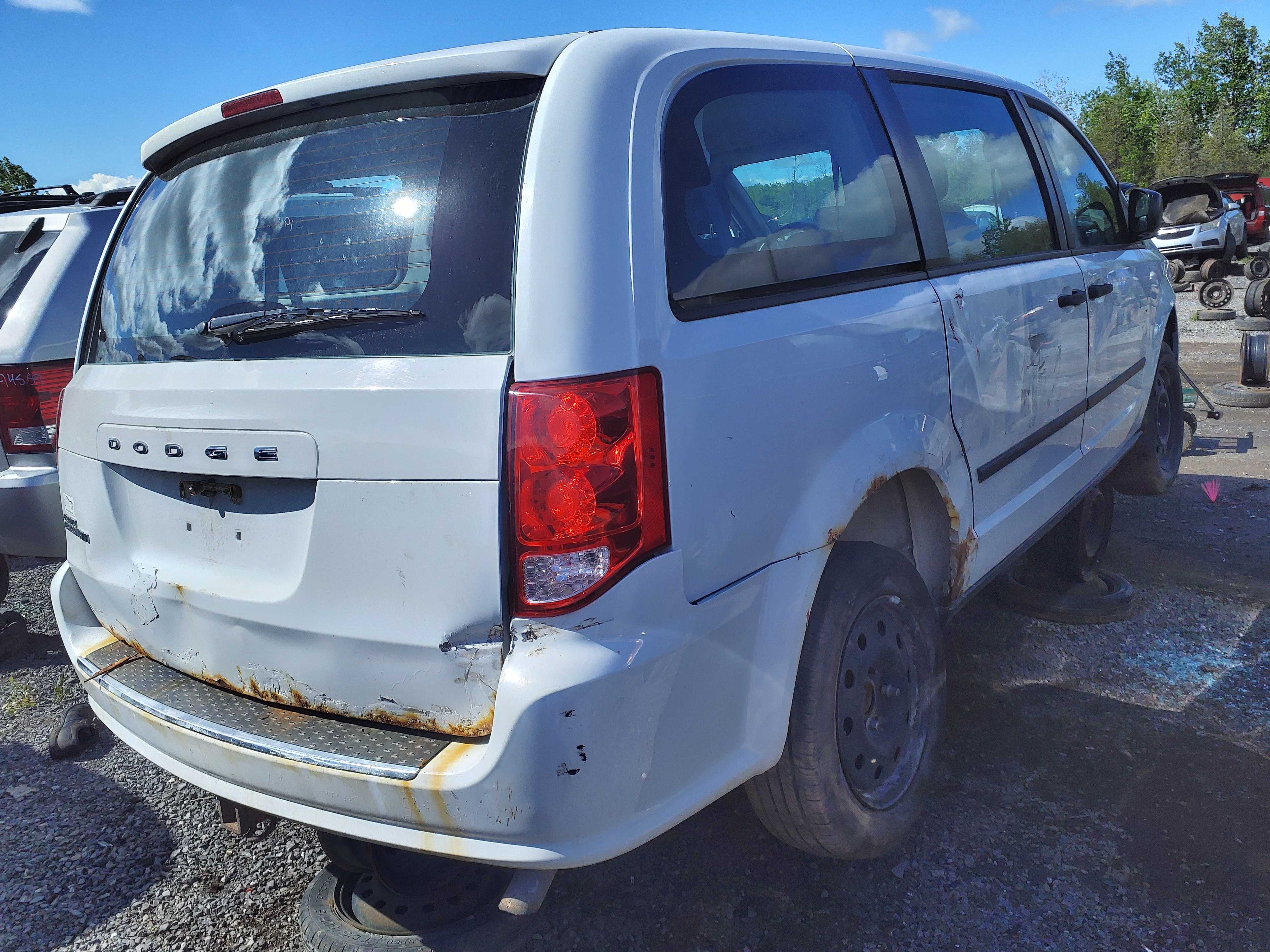 DODGE GRAND CARAVAN 2015