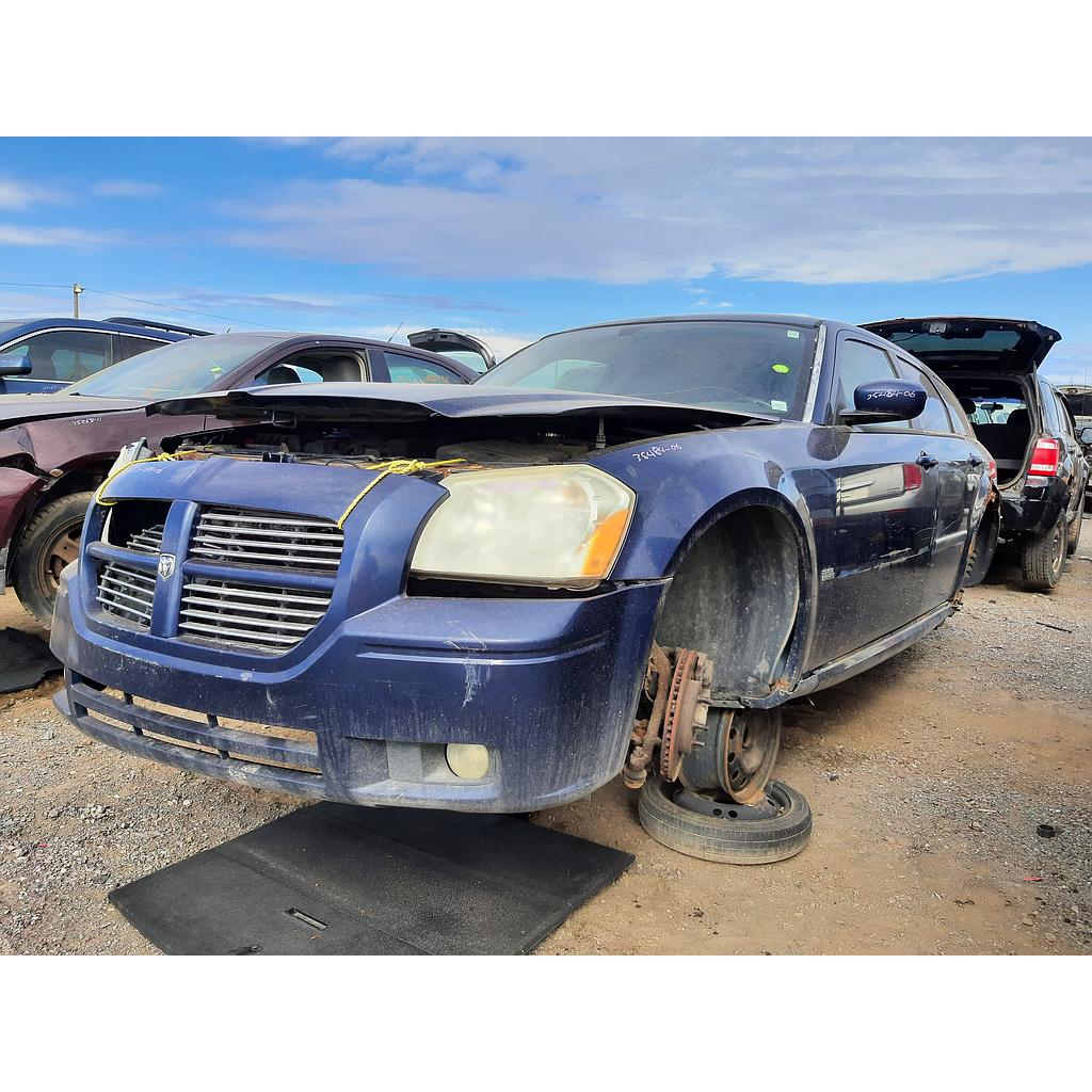 DODGE MAGNUM 2006