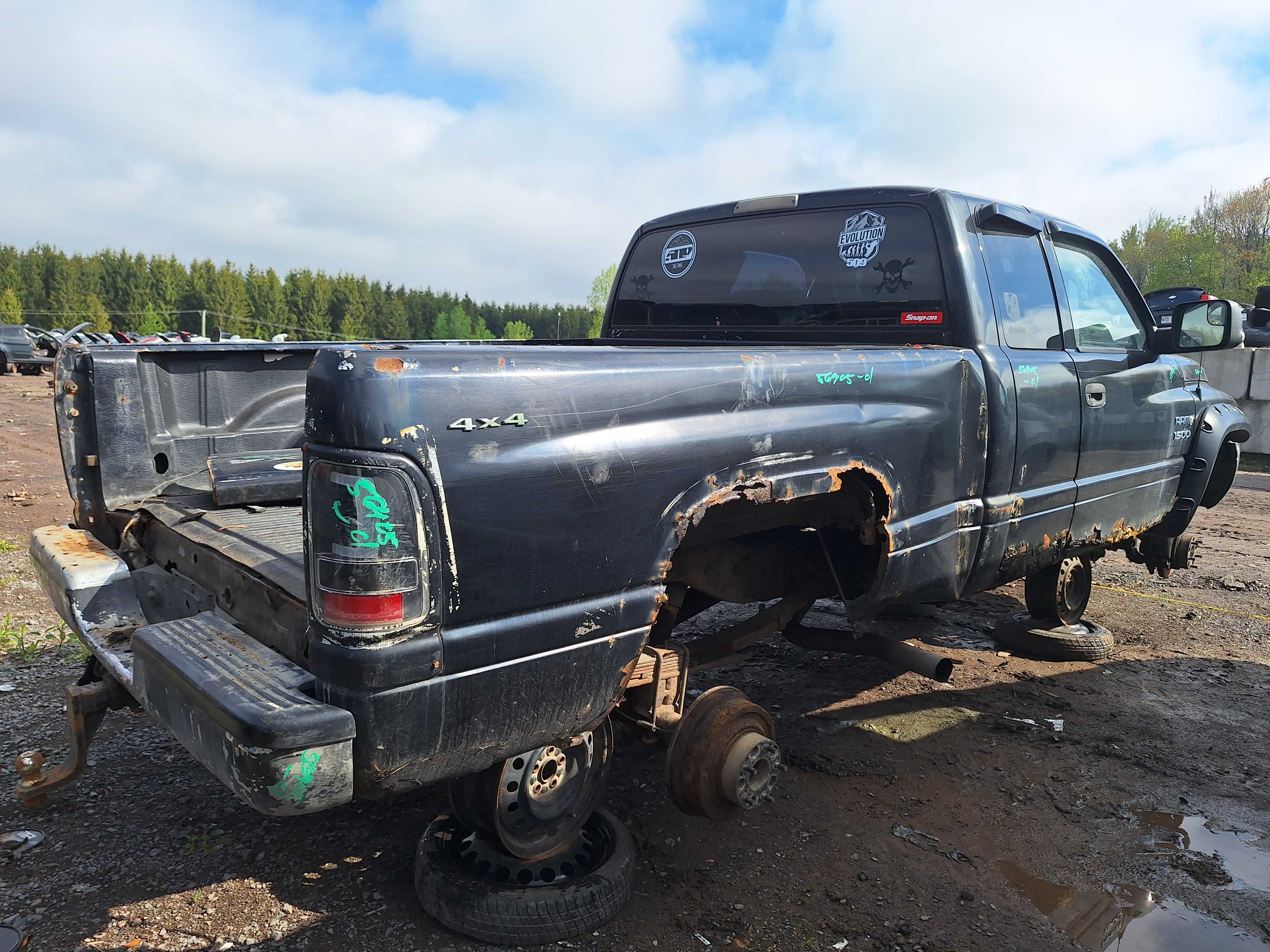 DODGE RAM 1500 2001