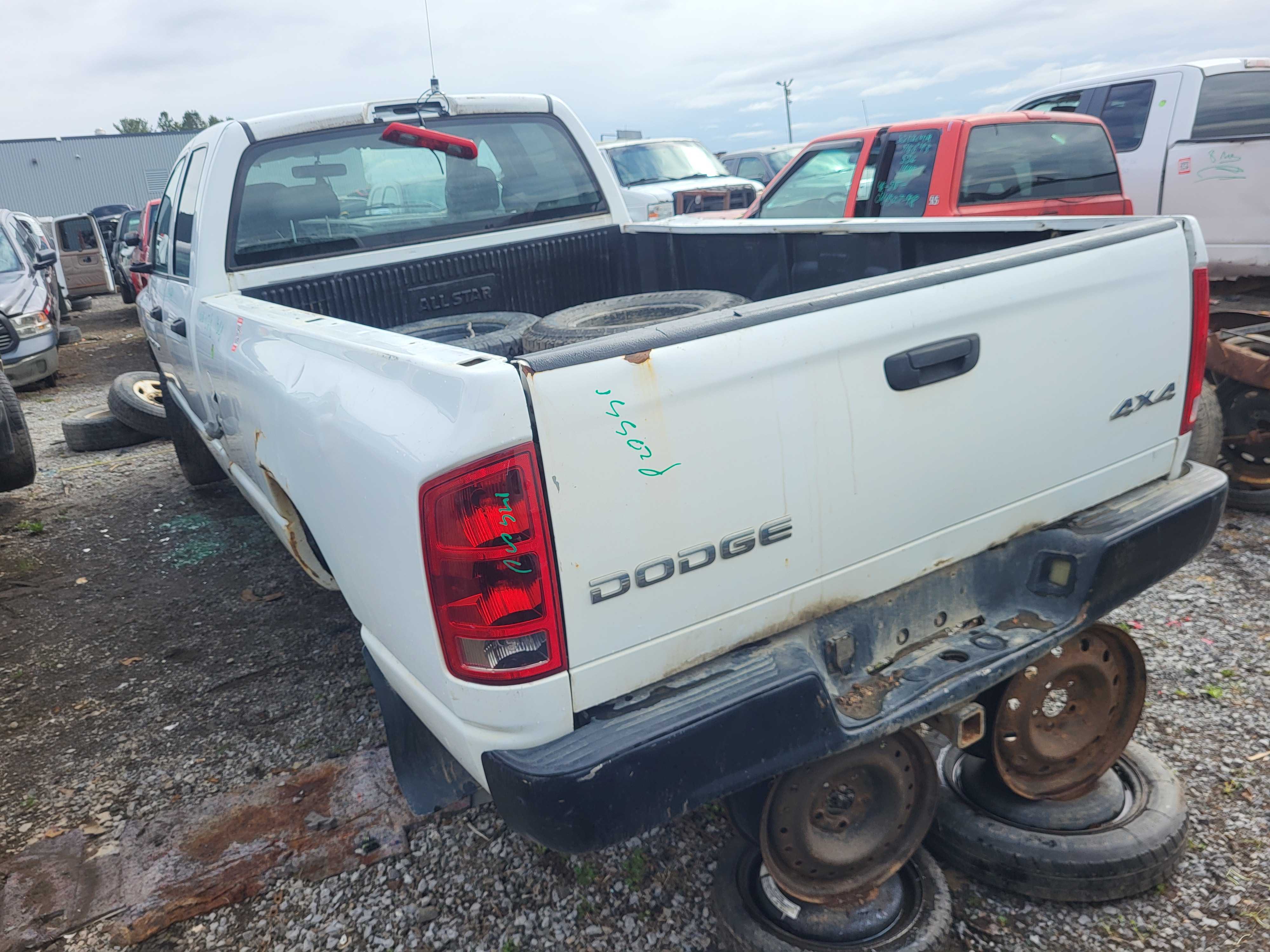 DODGE RAM 1500 2004