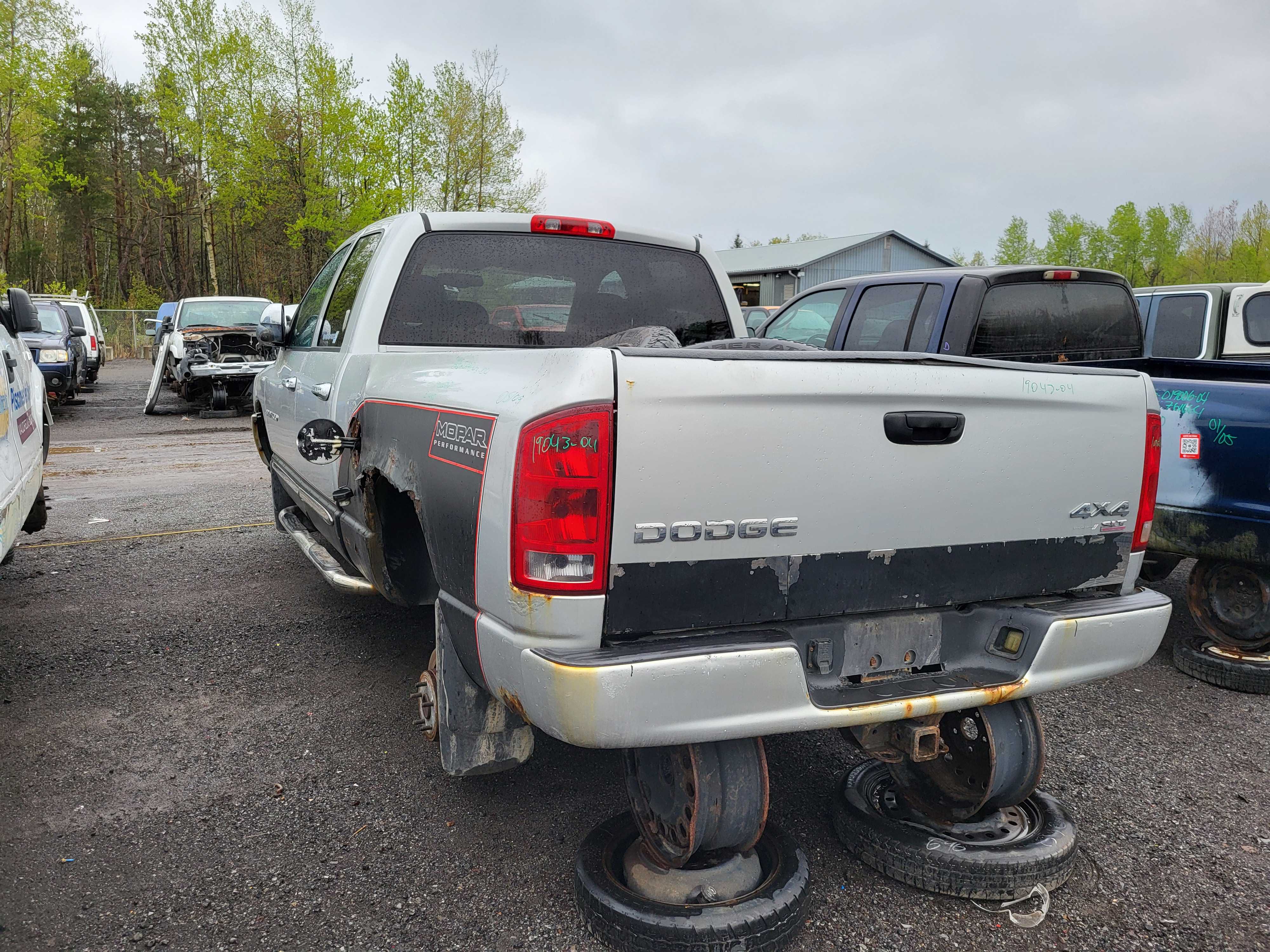 DODGE RAM 1500 2004