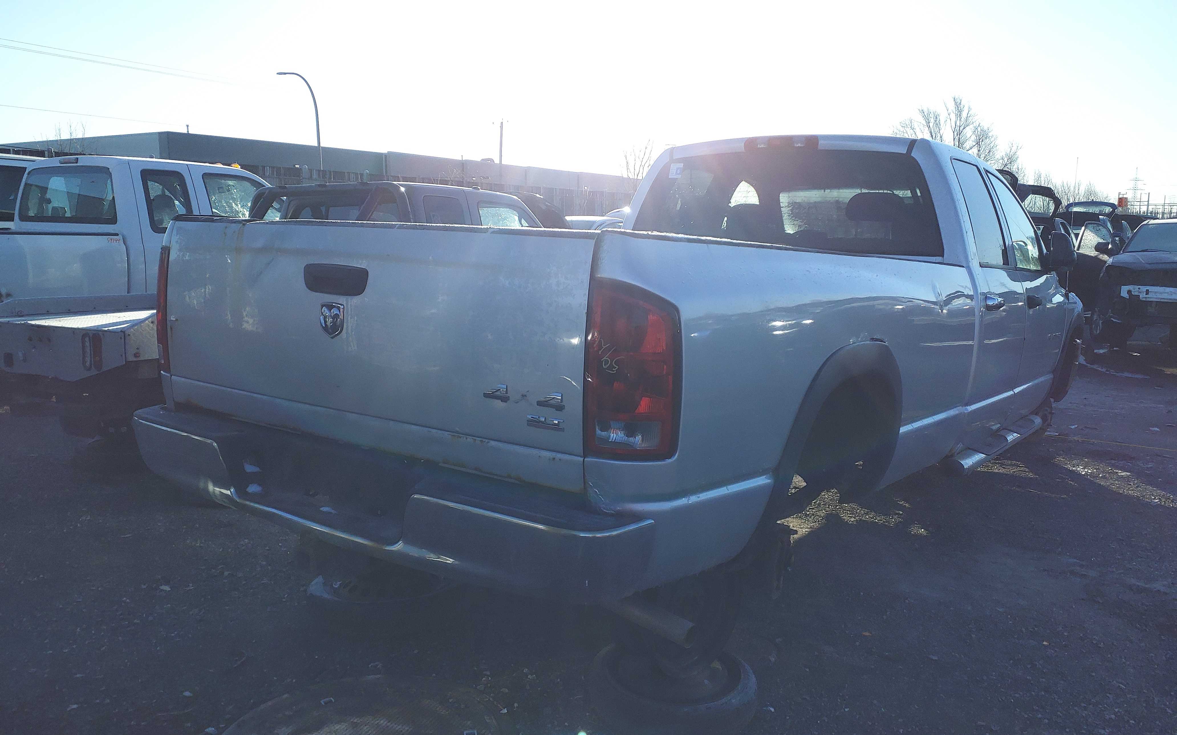 DODGE RAM 1500 2005